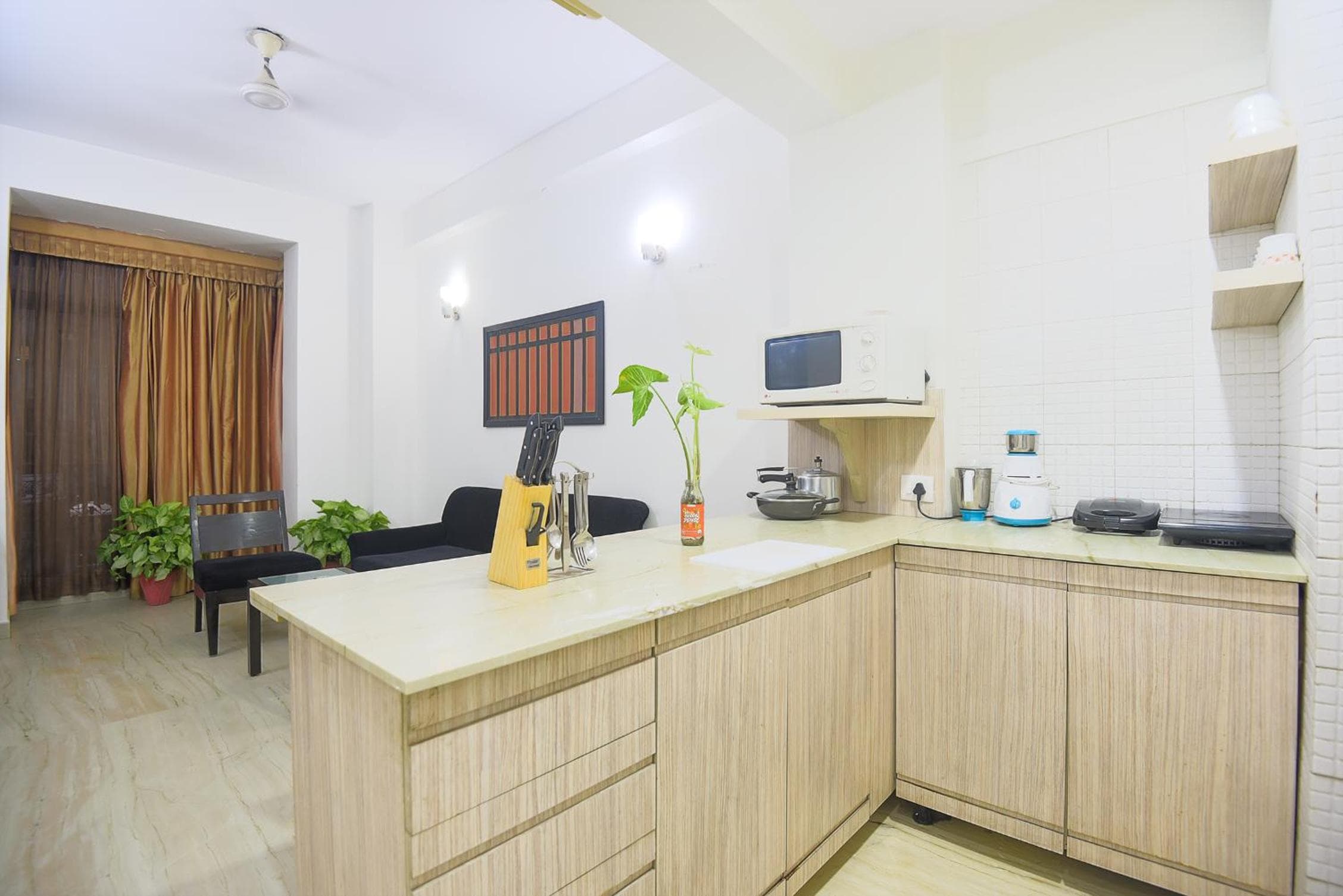 BedChambers Serviced Apartments, Sector 40