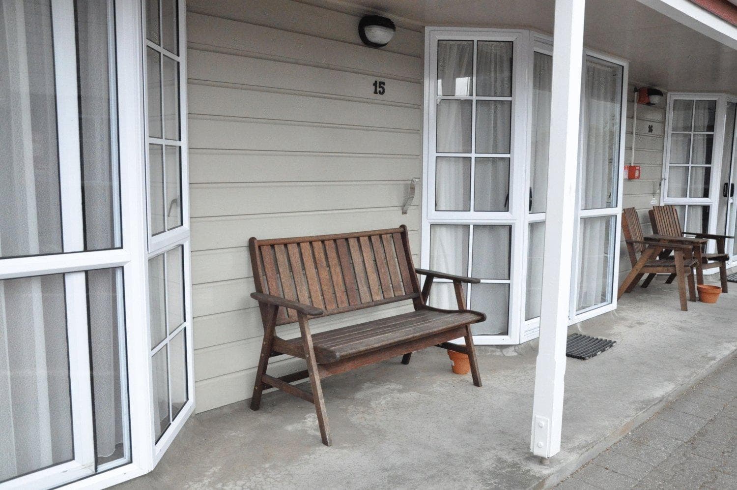 Settlers Motor Lodge