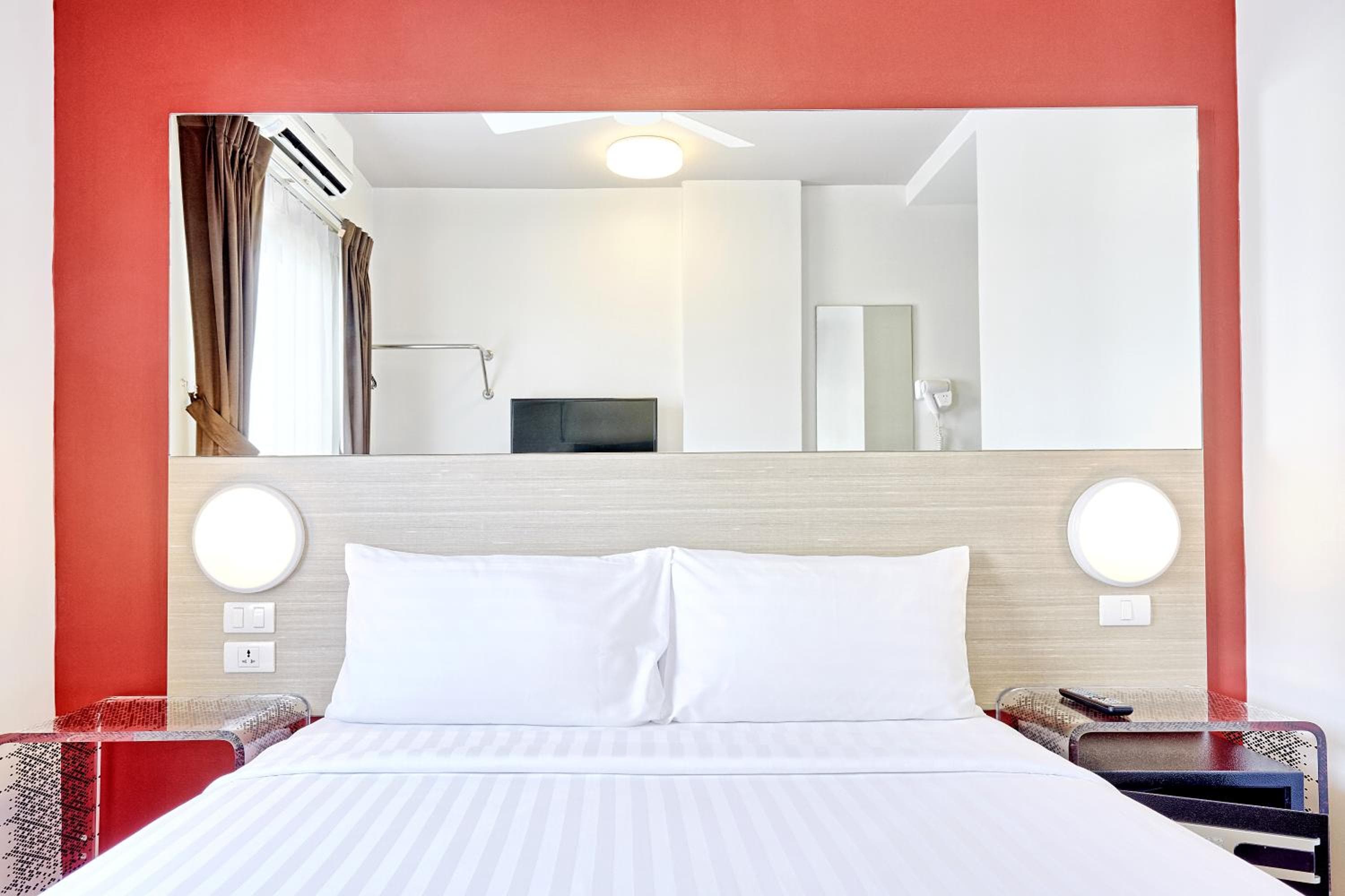Easy Planet Bangkok Asoke