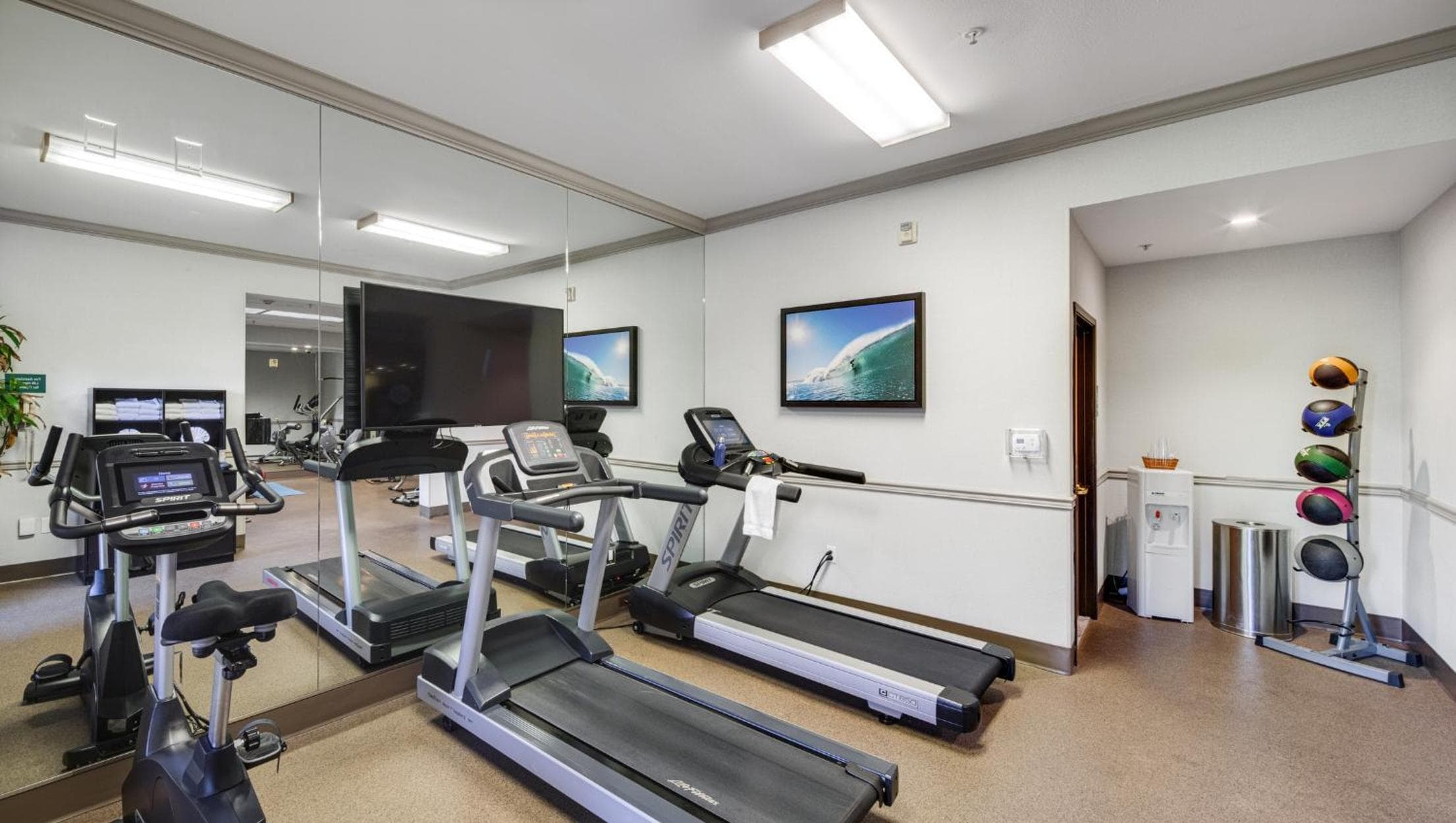 Ayres Hotel Seal Beach - Cypress