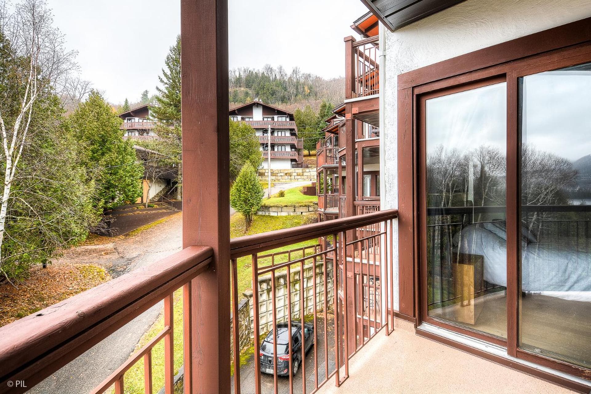 Huge 3 Bedroom Condo with a View