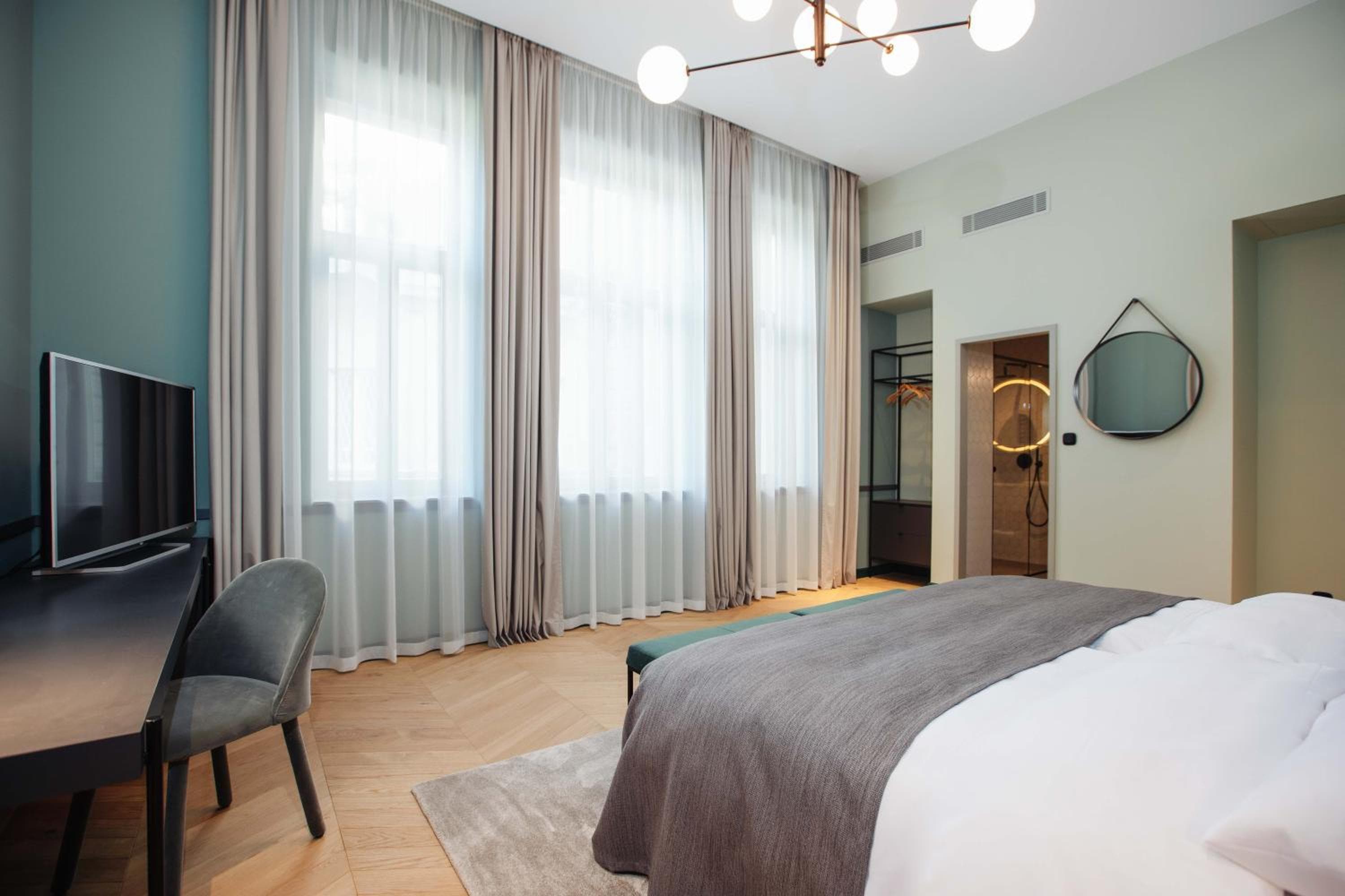 Alice Hotel