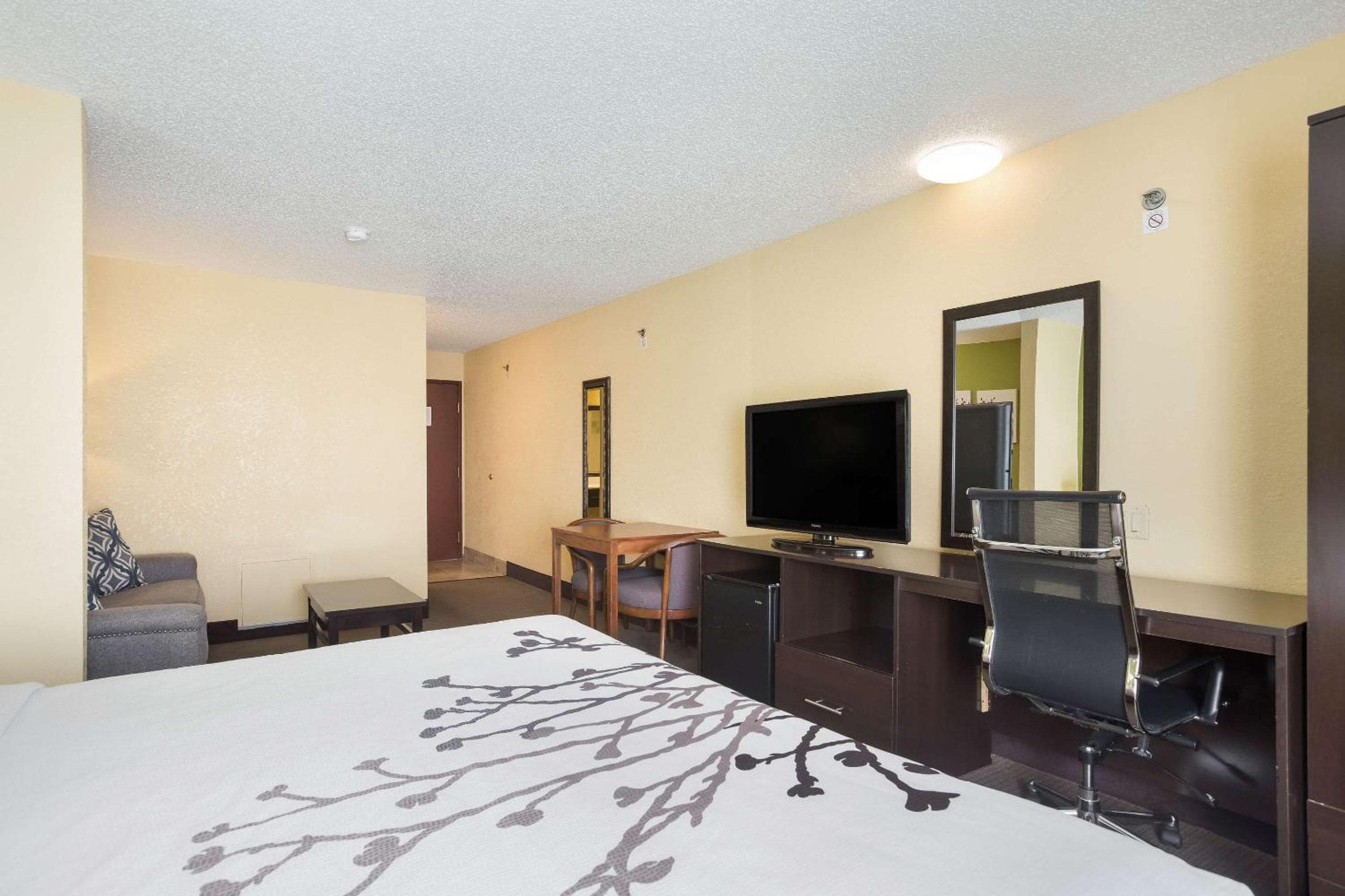 Spark By Hilton Grand Rapids