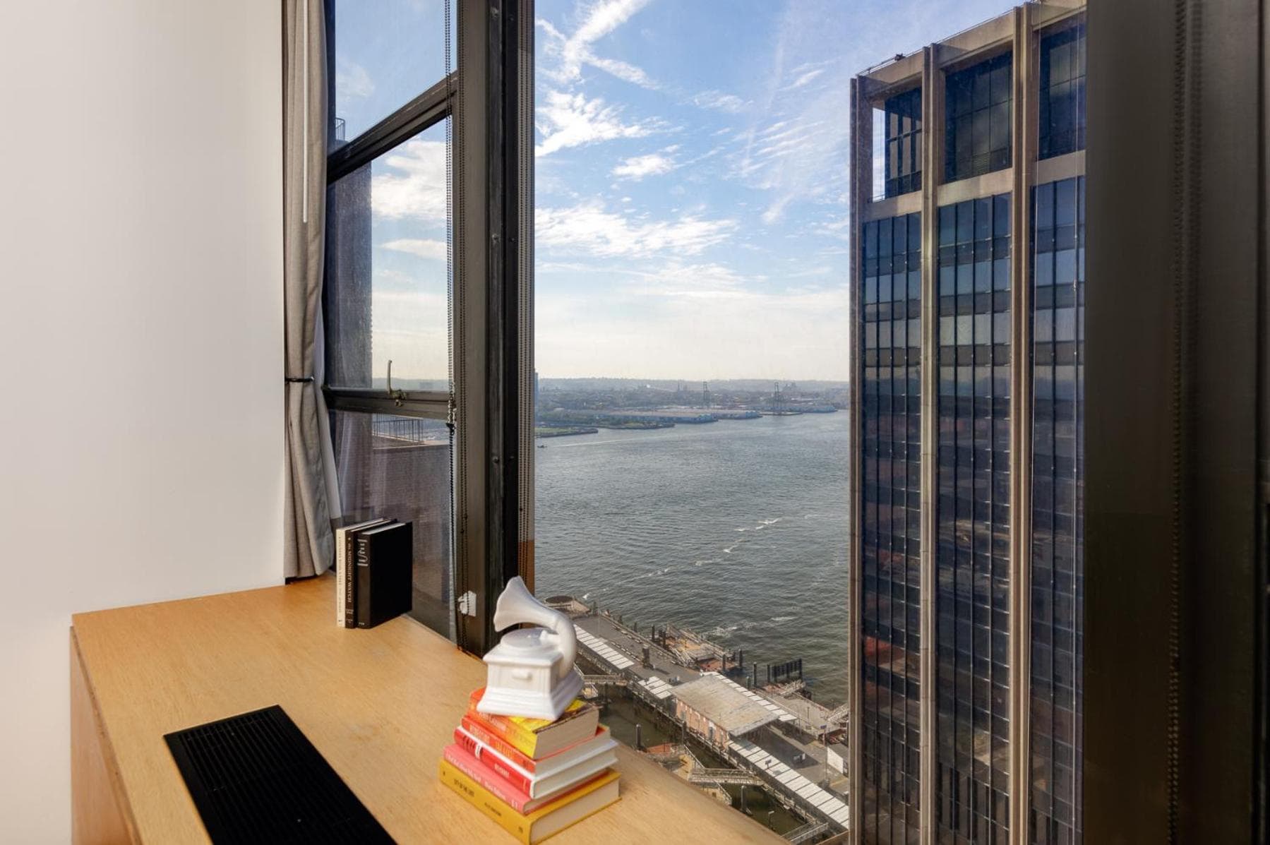 Placemakr Wall Street