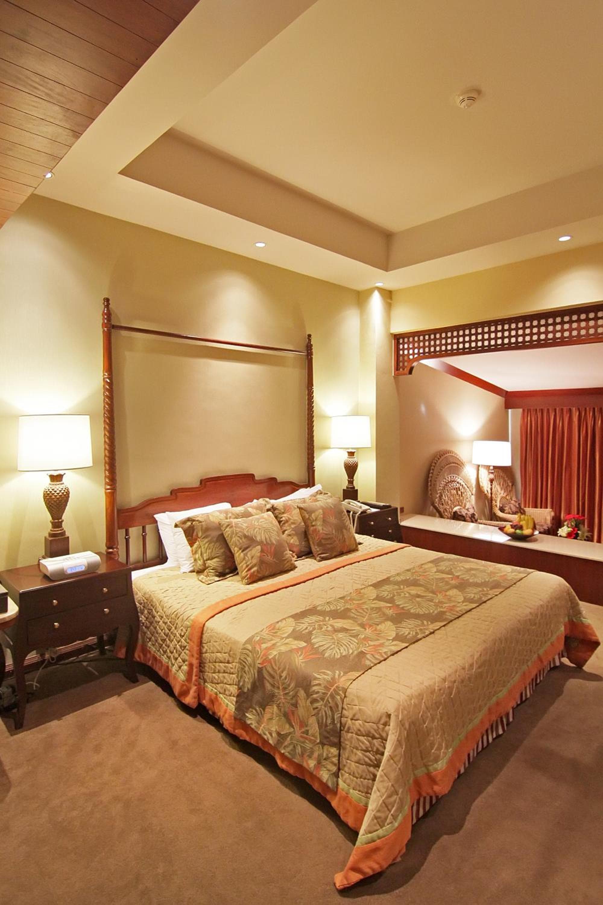 The Manila Hotel