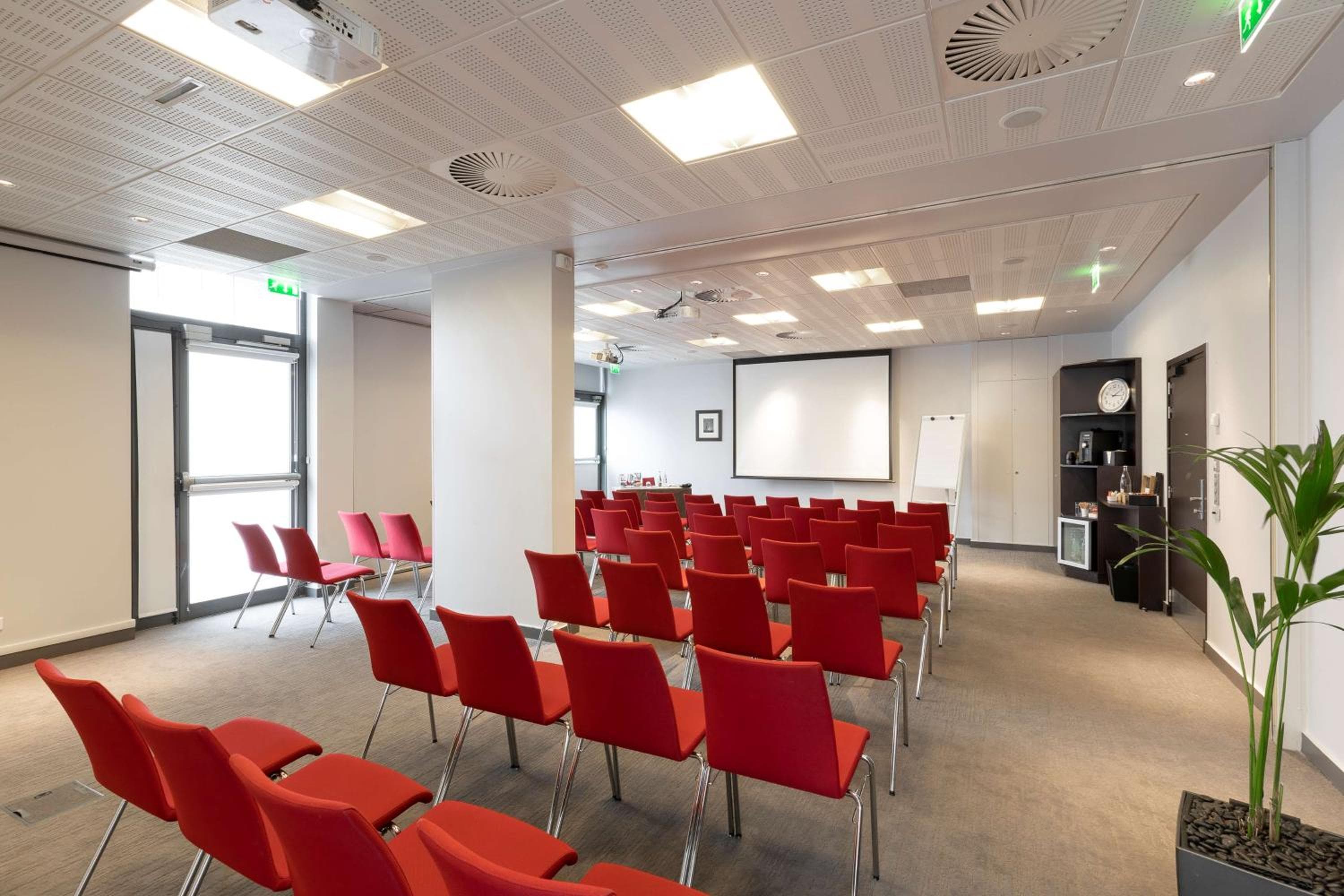 meeting & event spaces