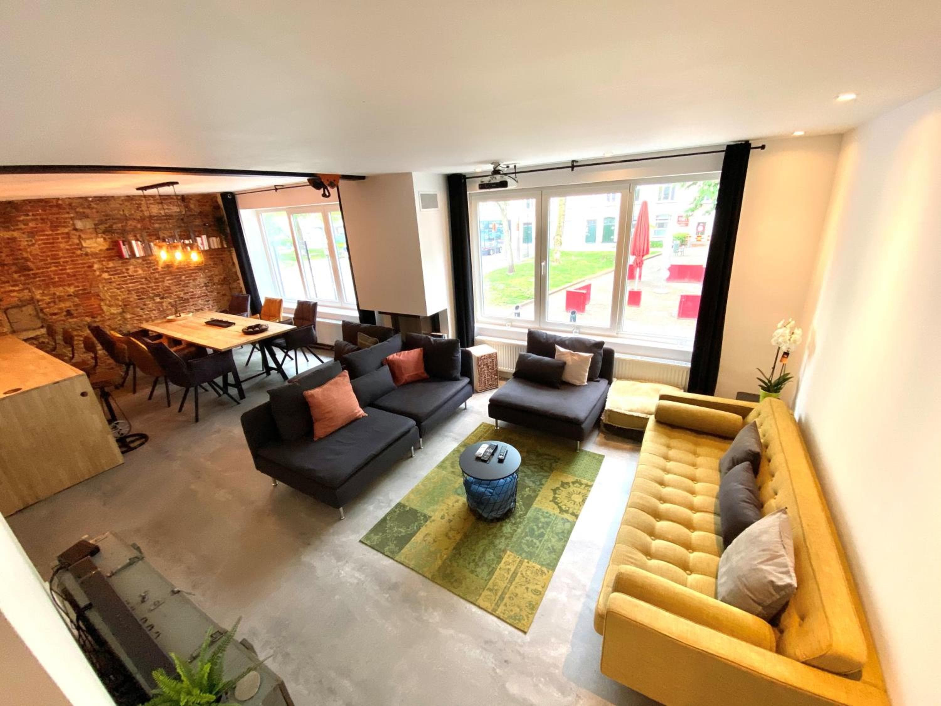 lounge