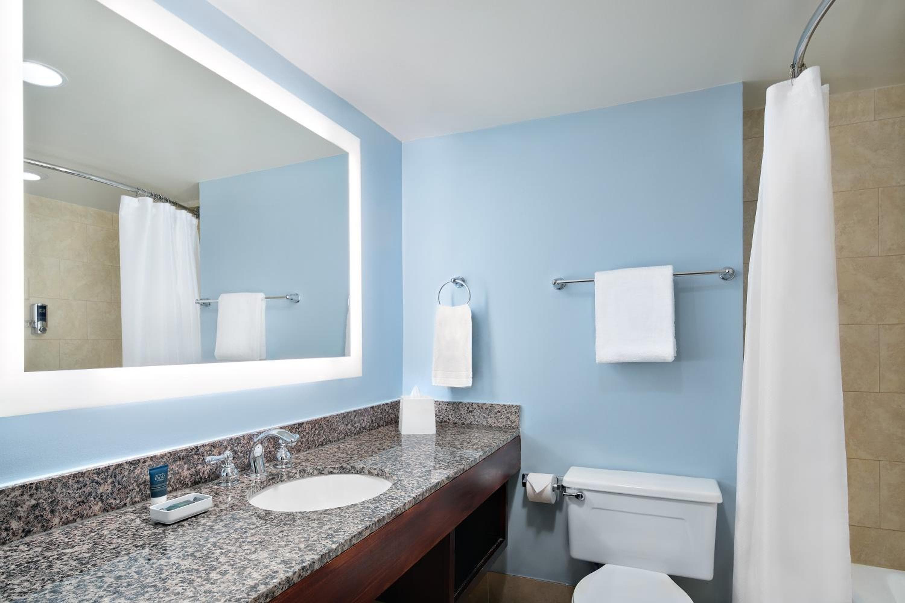 Four Points by Sheraton Richmond Airport