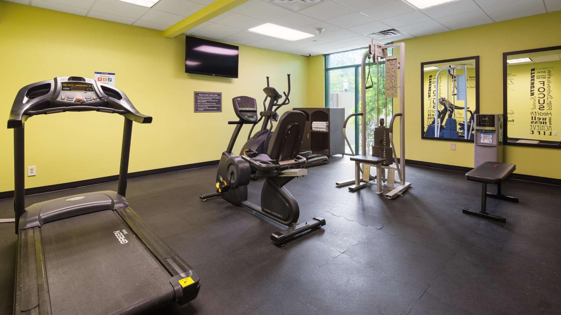 Best Western Plus Birmingham Inn & Suites