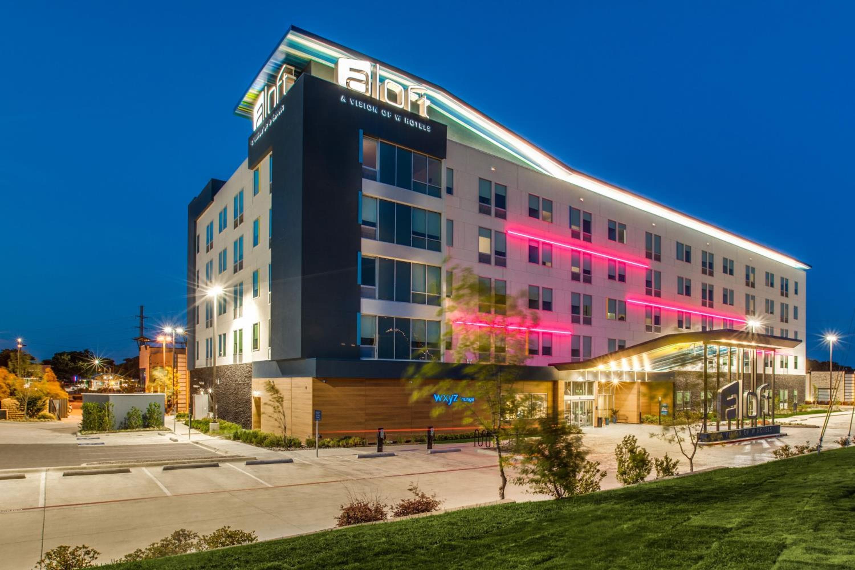 Aloft by Marriott Dallas Arlington Entertainment District