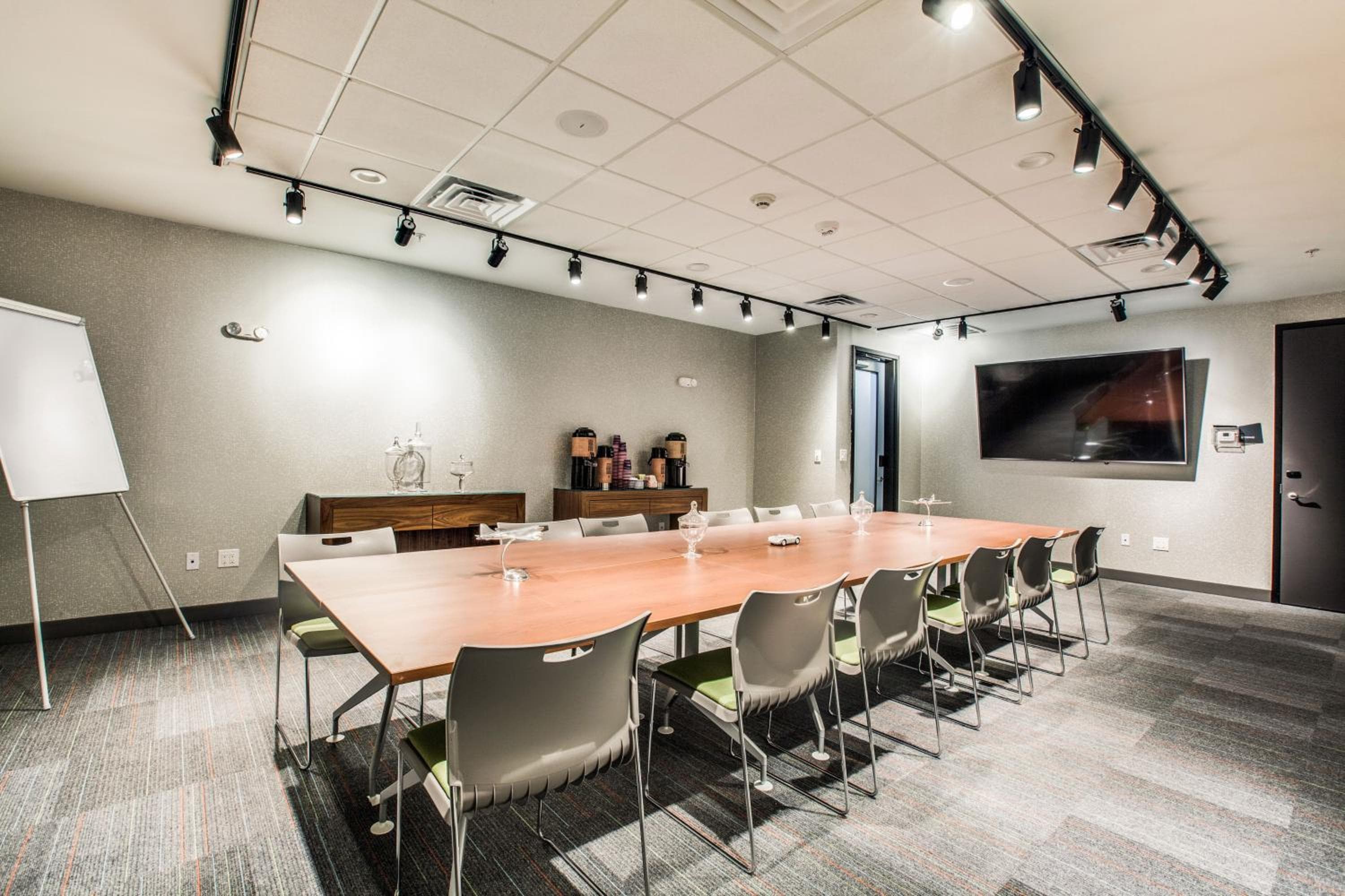 Aloft by Marriott Dallas Arlington Entertainment District