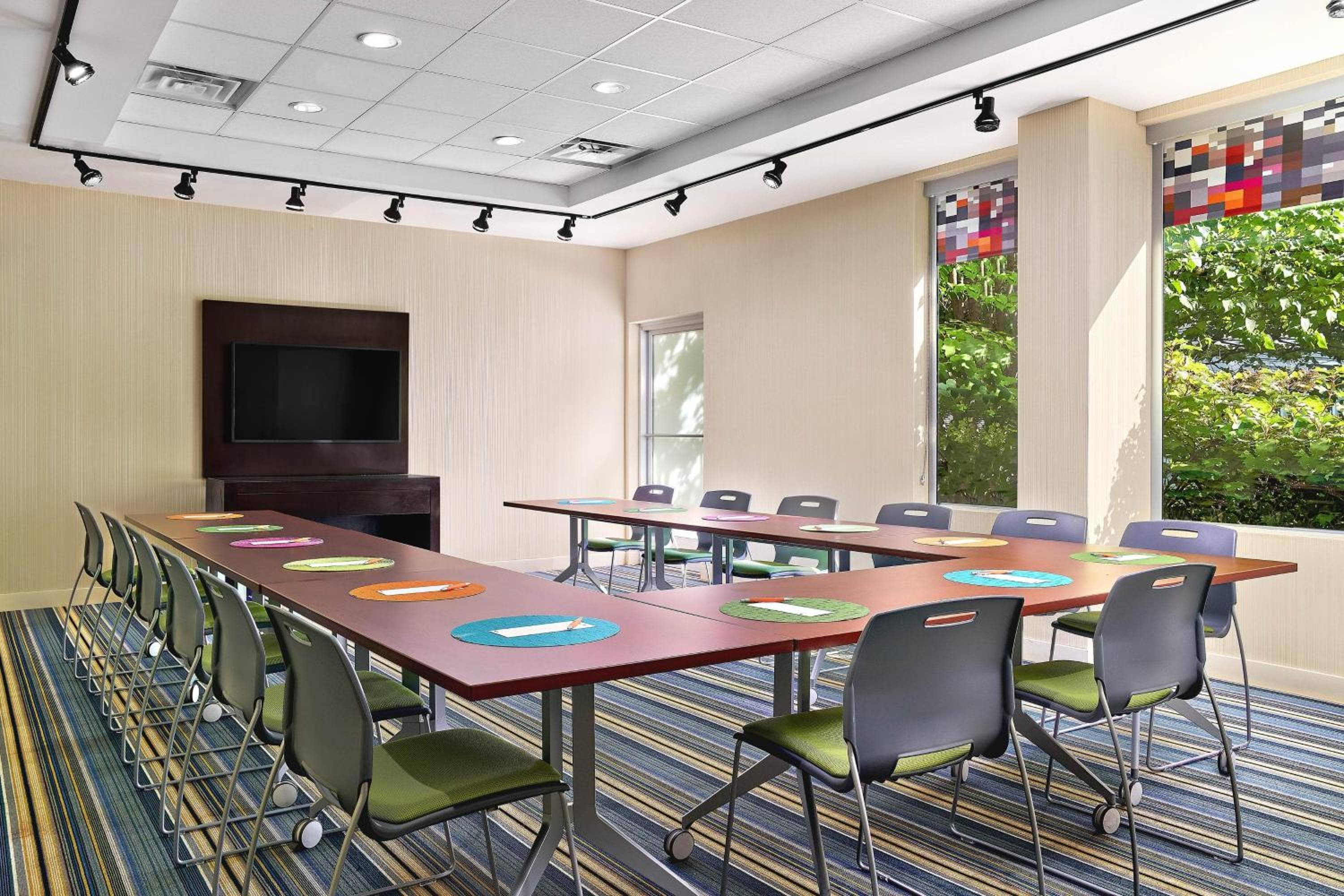 Aloft by Marriott Arundel Mills BWI Airport