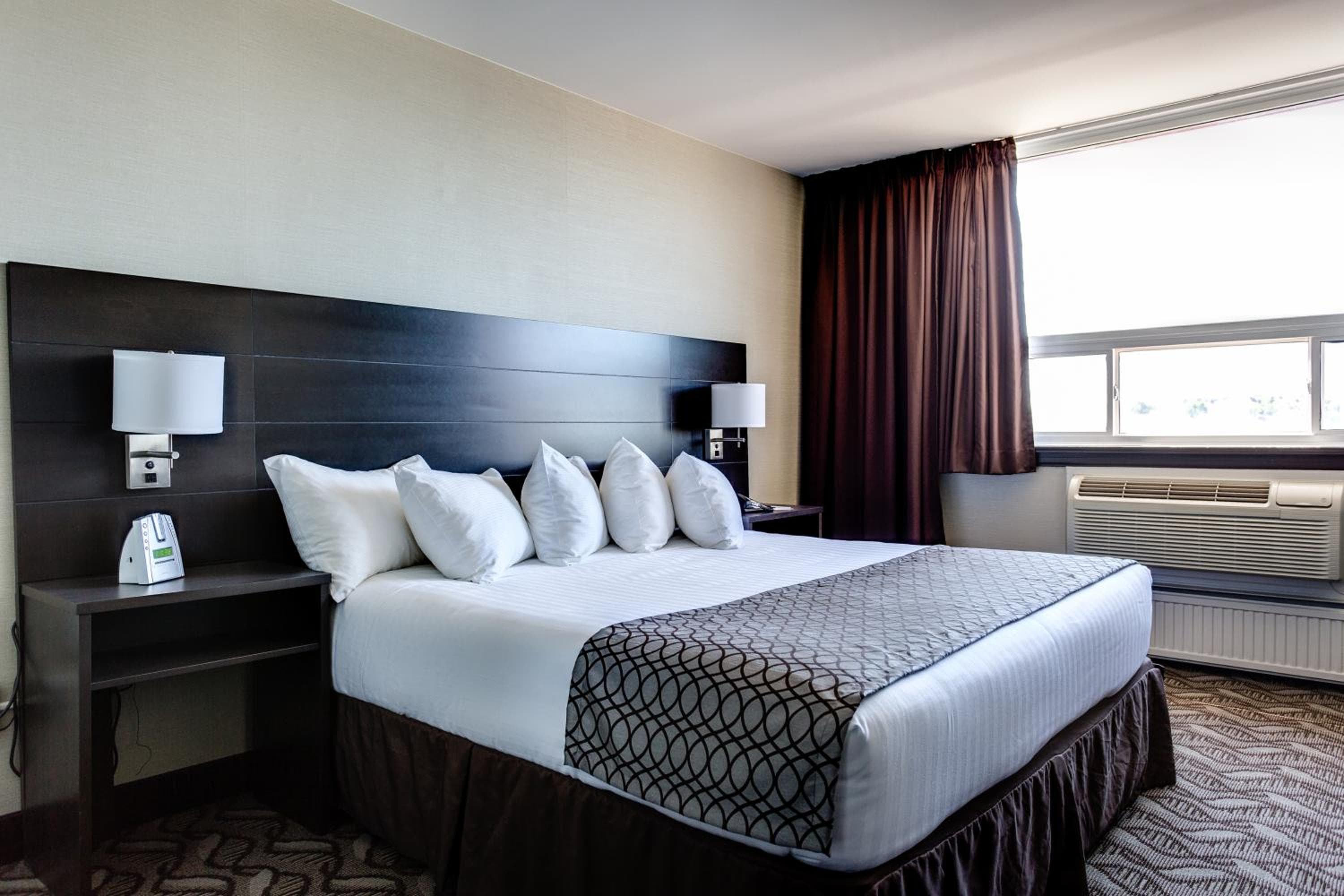 Clarion Hotel