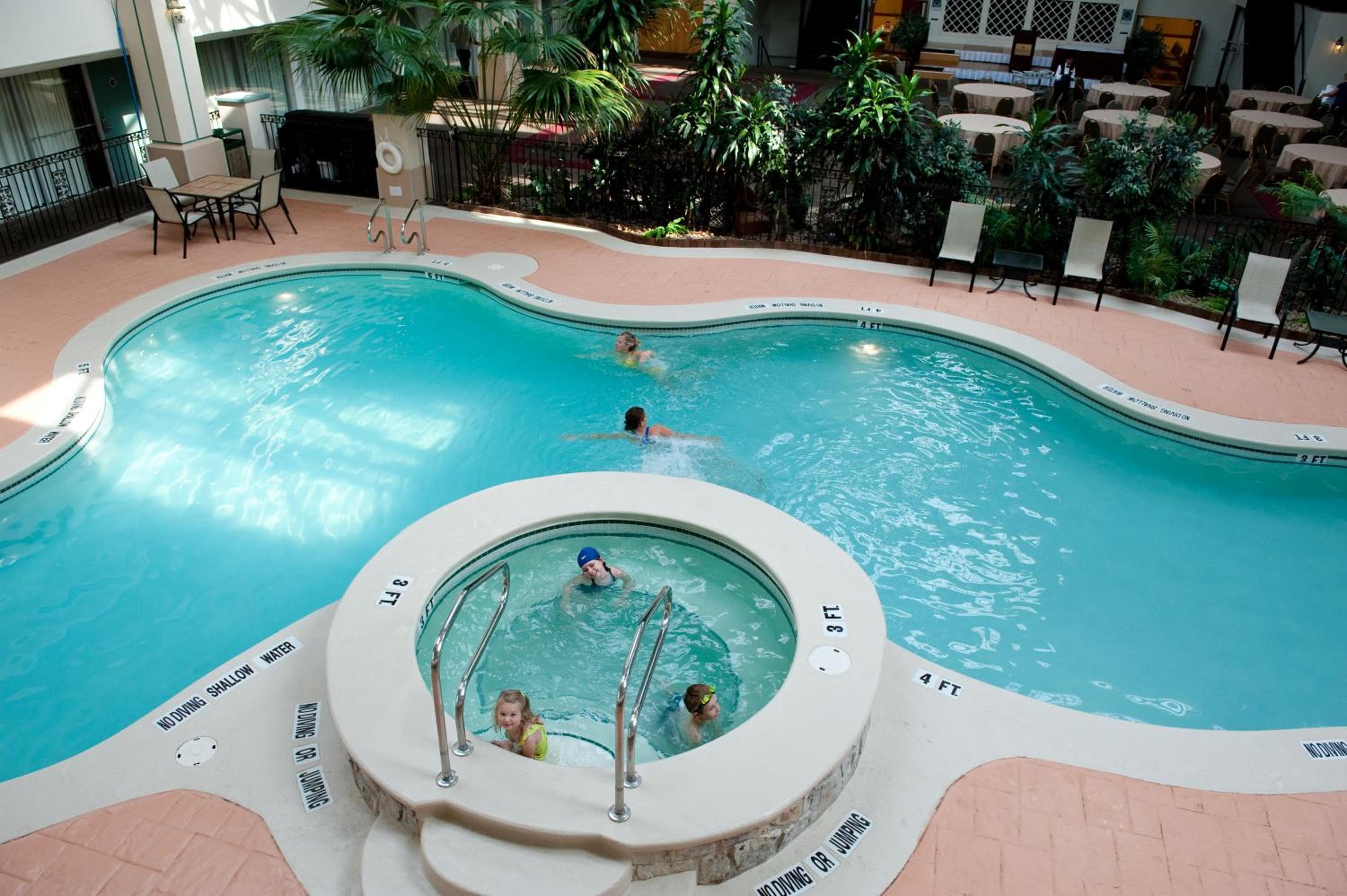 Ramada by Wyndham State College Hotel & Conference Center