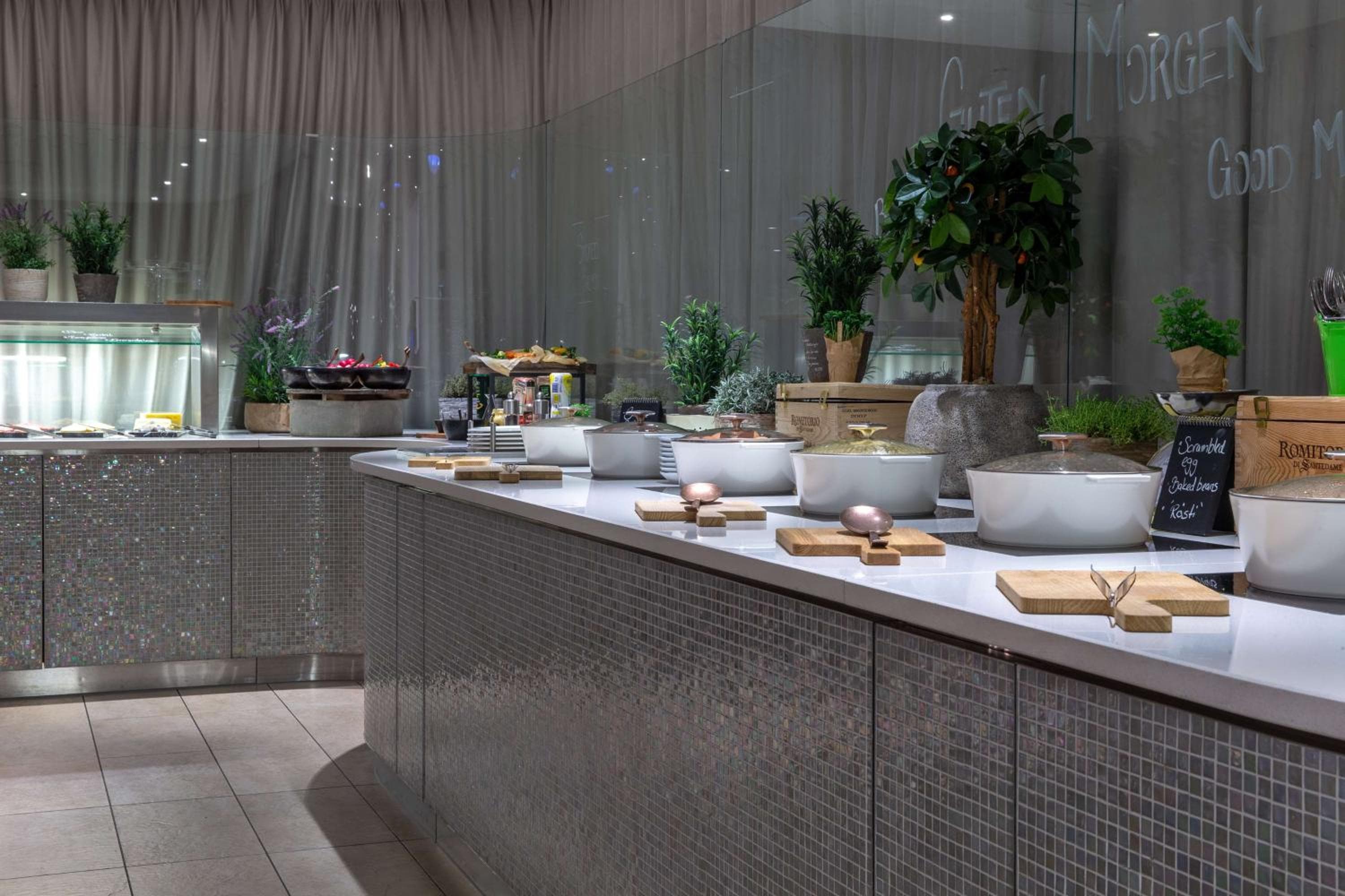 Radisson Blu, Basel