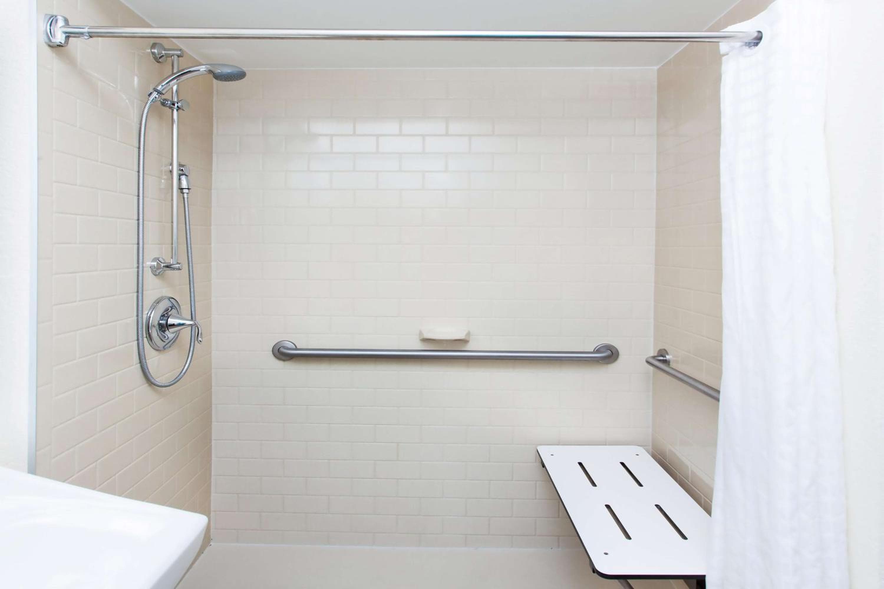 Sonesta Simply Suites Nanuet
