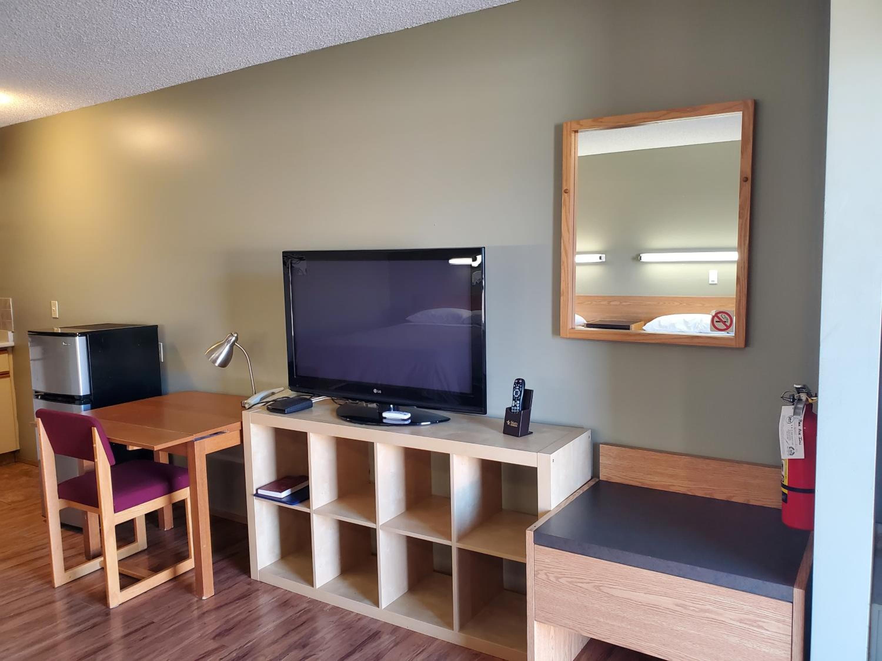 Stars Inn - Motel