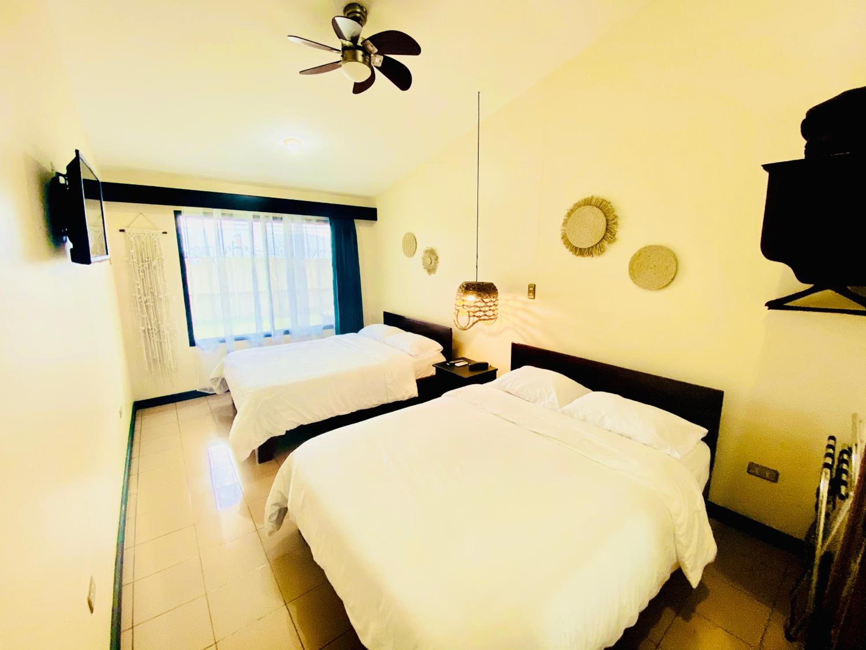 Hotel Mango Airport
