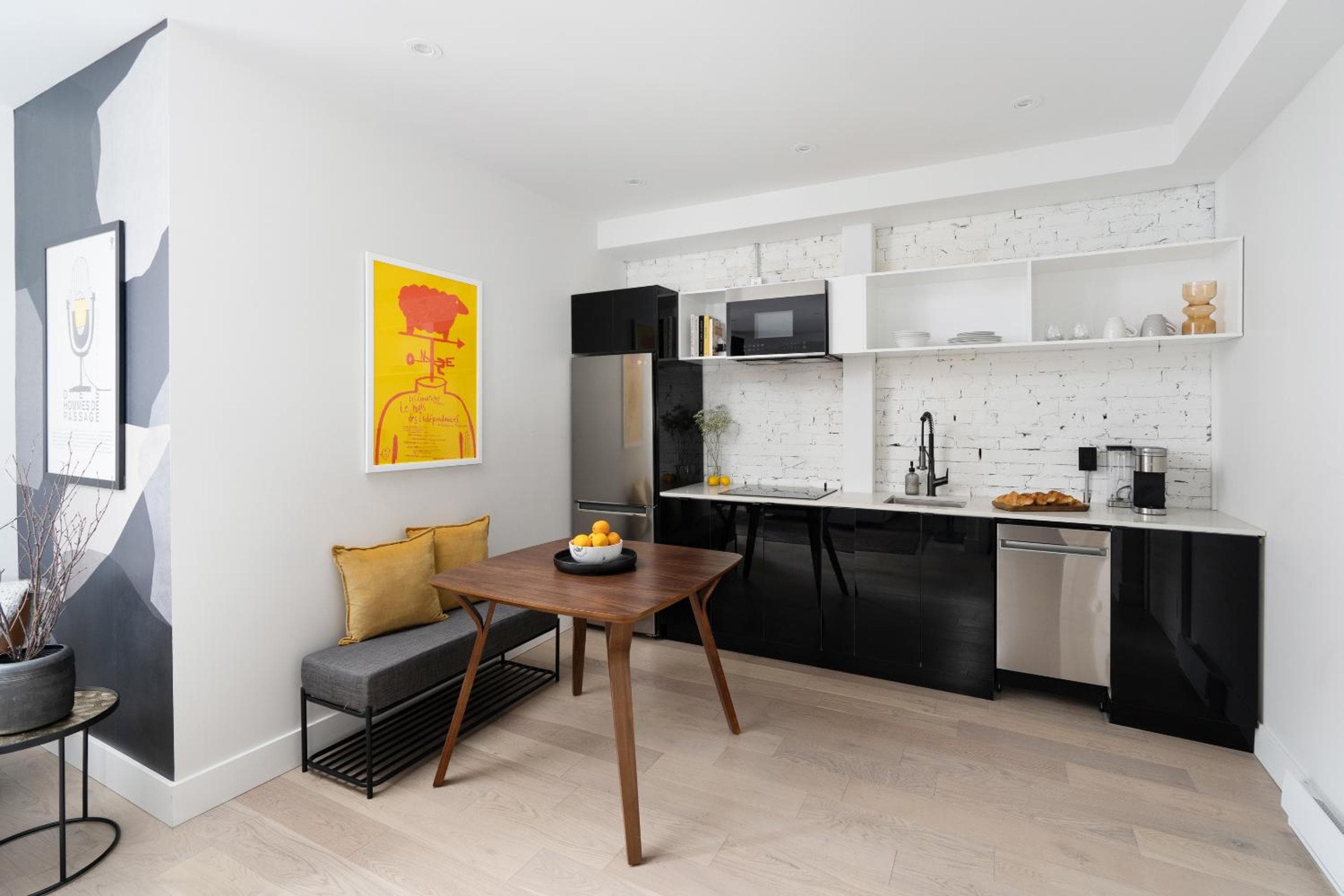 François-Denis Apartments