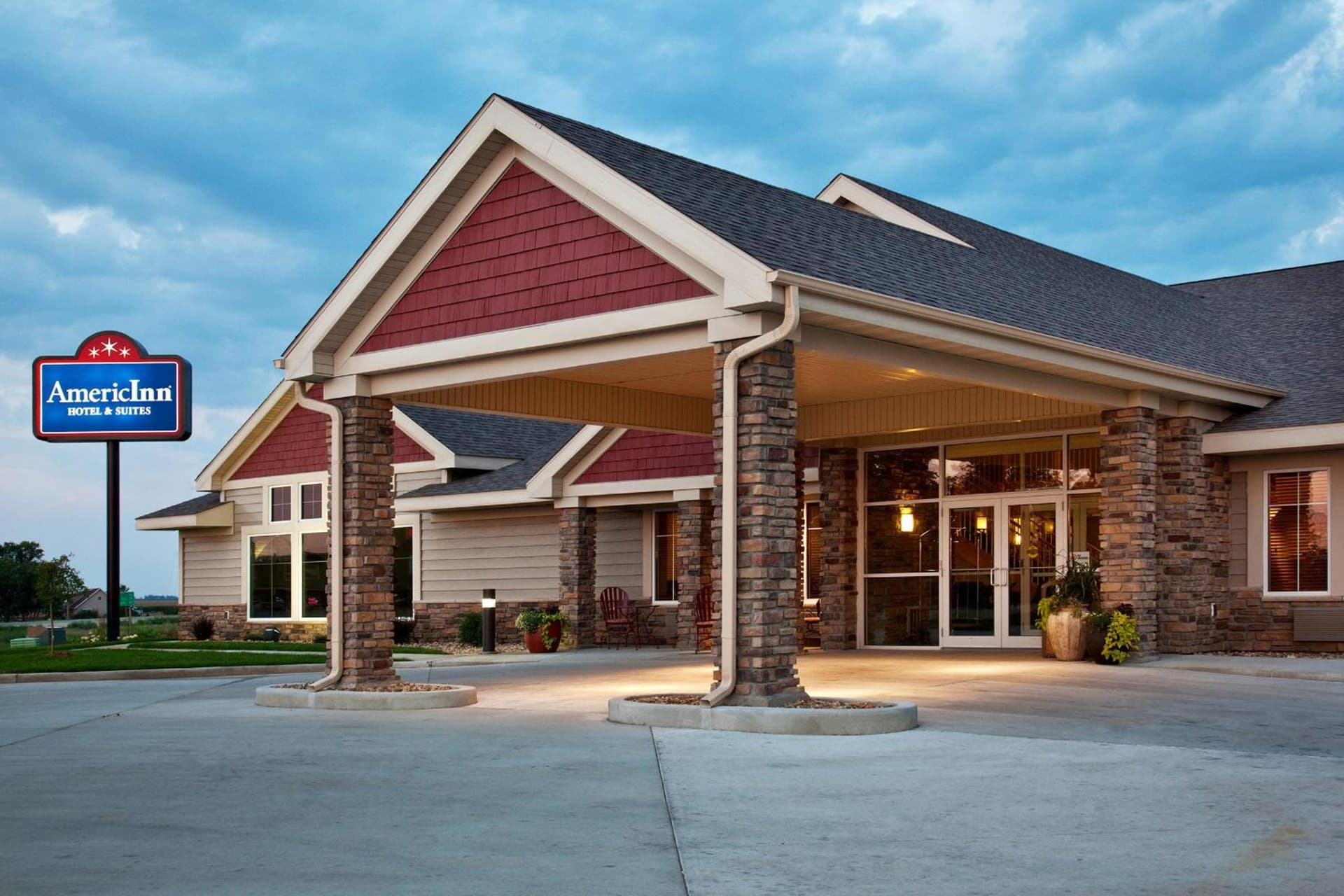AmericInn by Wyndham Osage