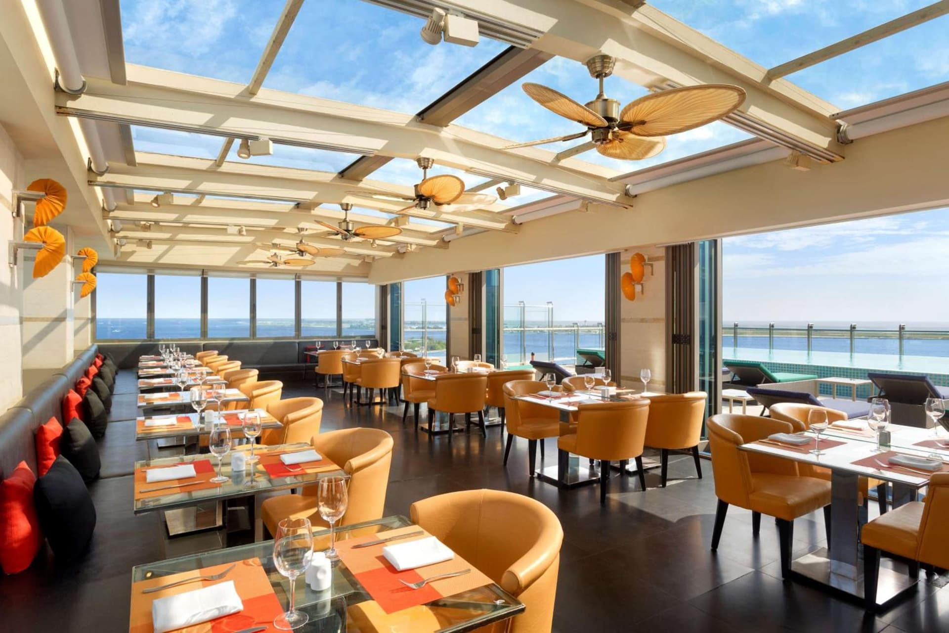 Jen Maldives Male by Shangri-La