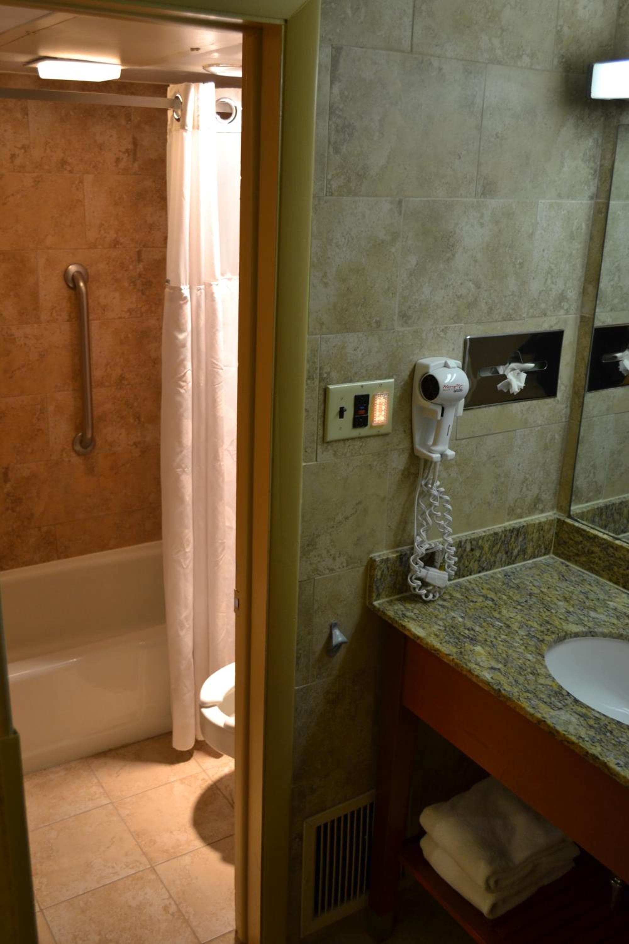Ramada by Wyndham State College Hotel & Conference Center