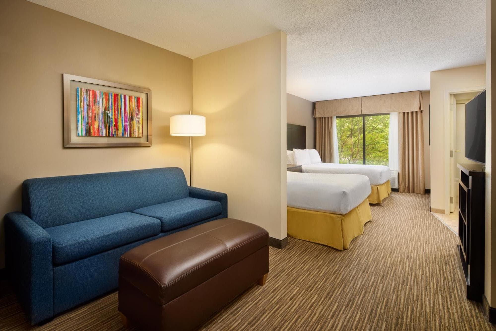Holiday Inn Express & Suites Alpharetta - Windward Parkway by IHG
