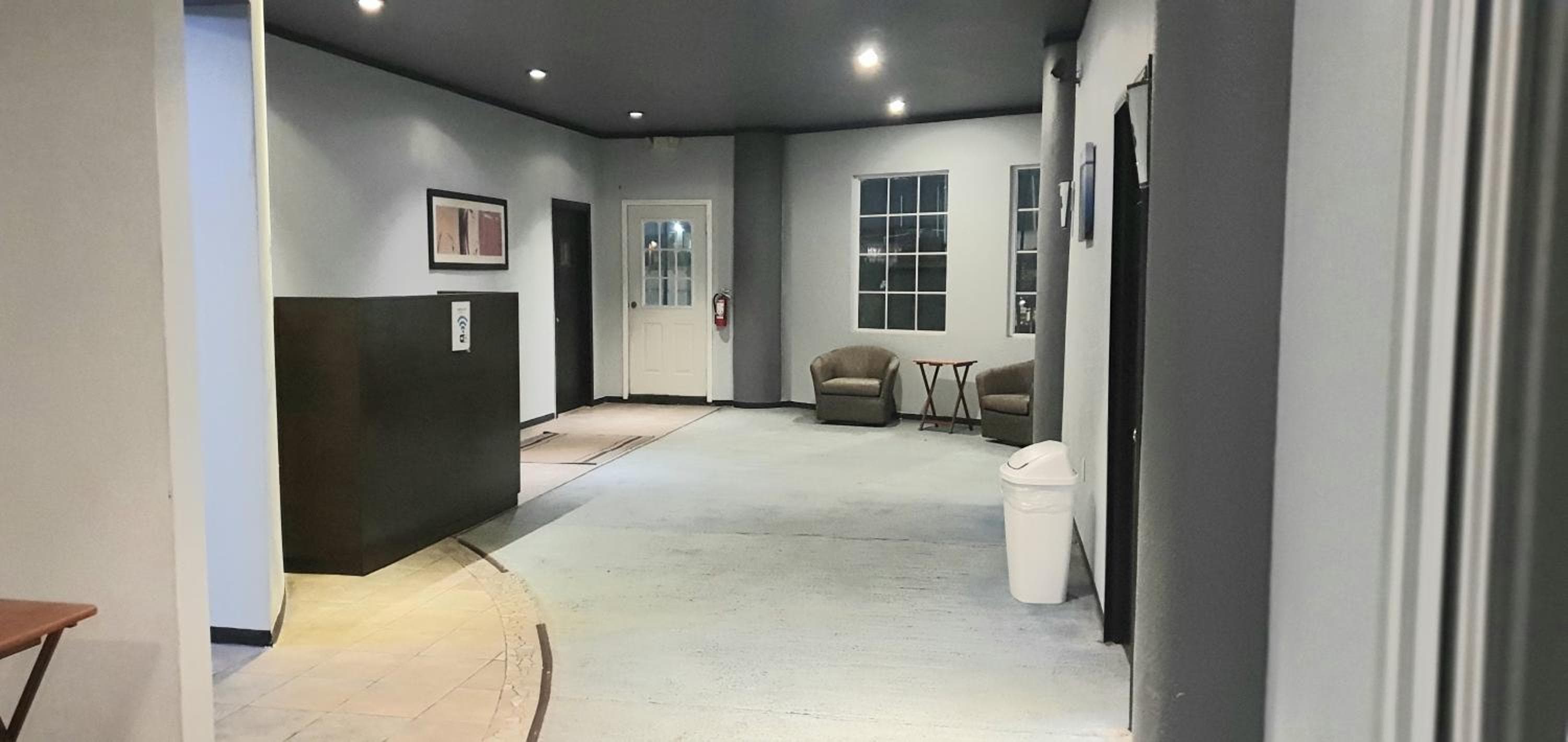 Costero Inn - Not Hotel