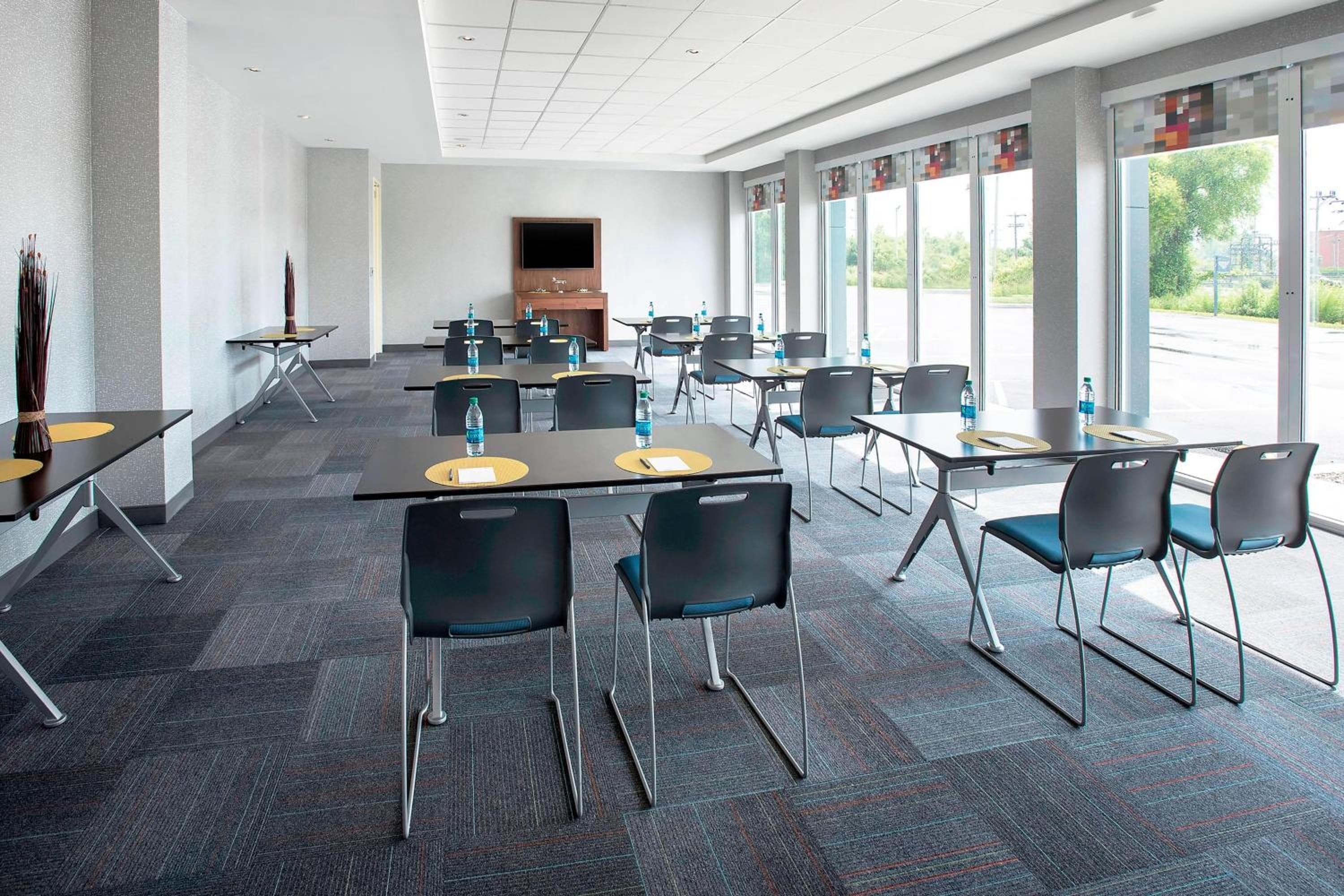 Aloft by Marriott Buffalo Airport