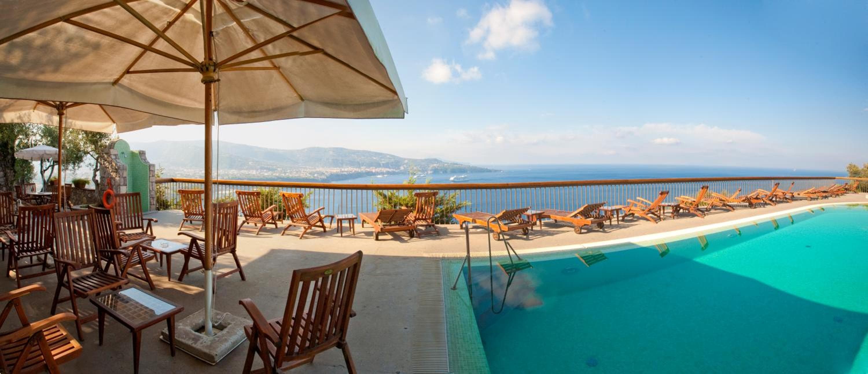 Hotel Mega Mare