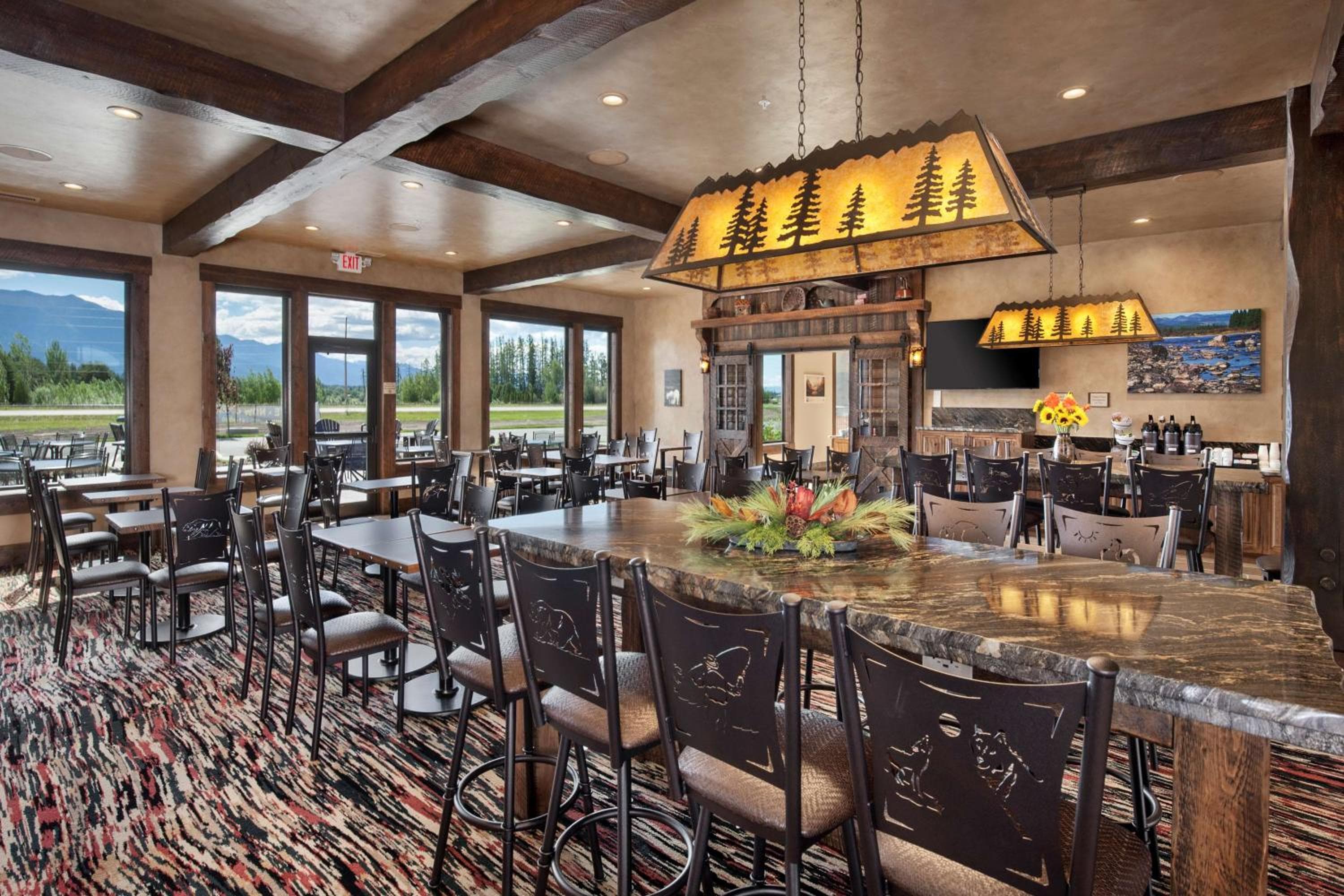 dining