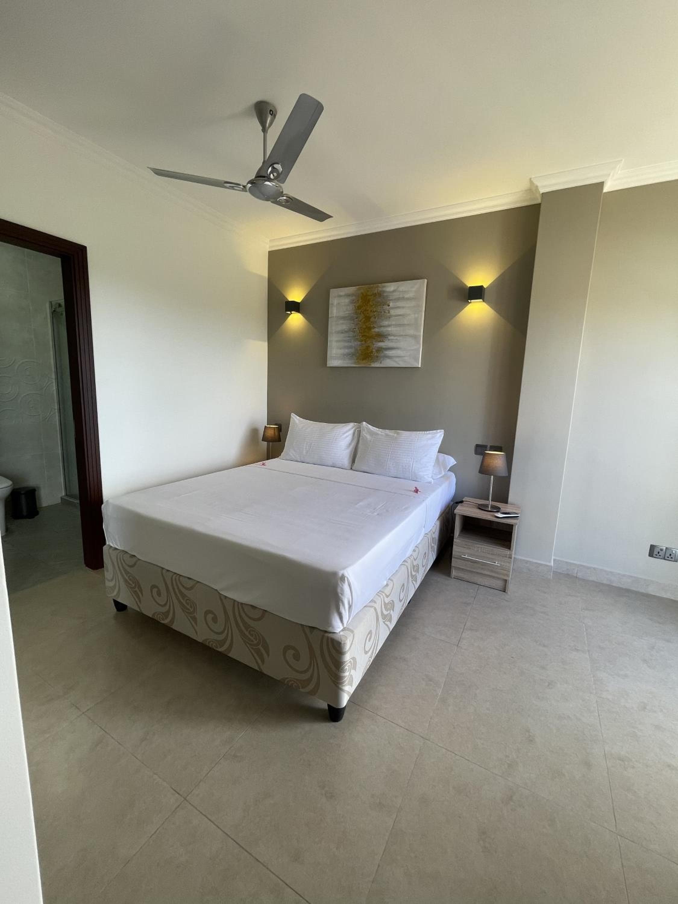 B Holiday Apartments