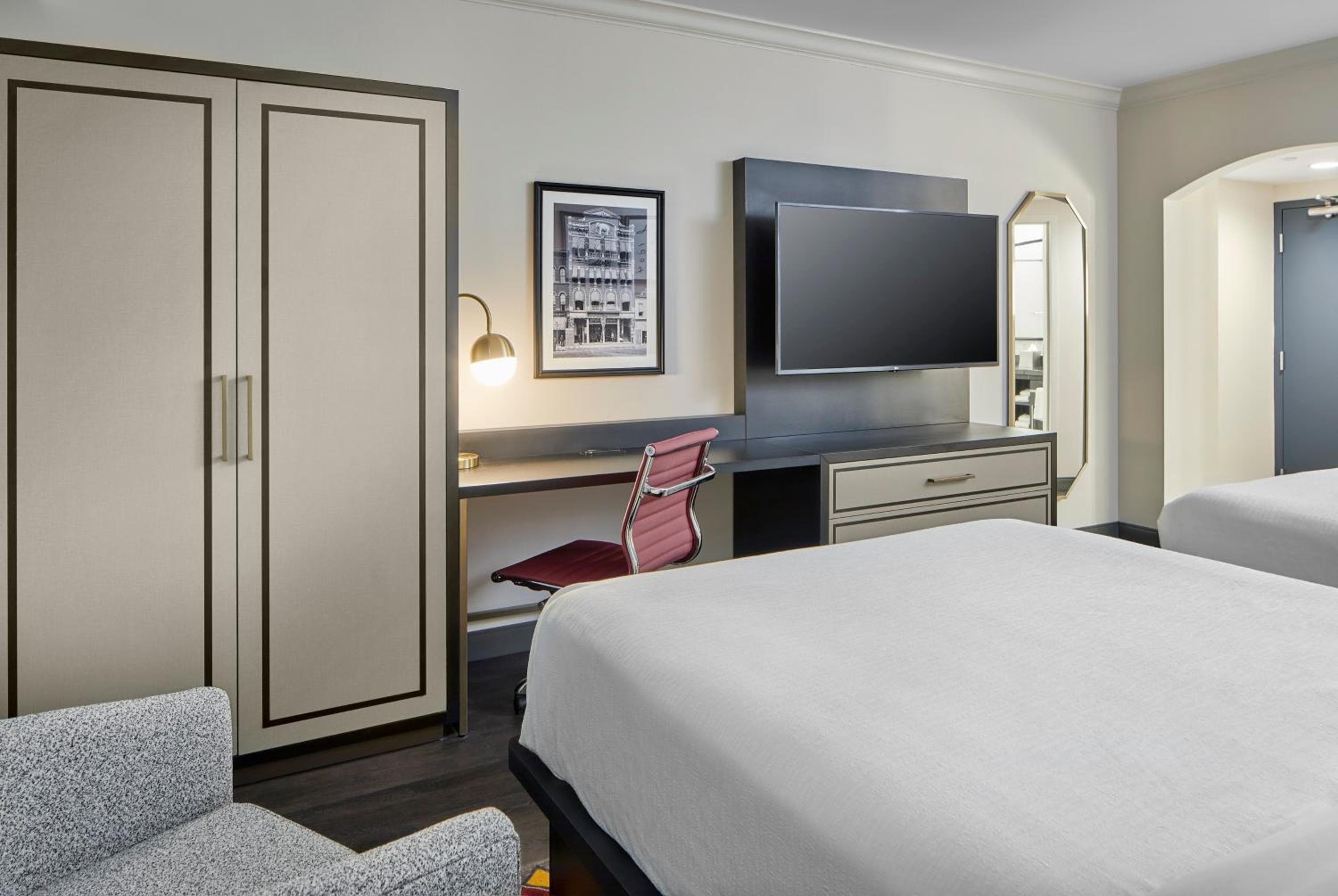 Hotel Indigo Cleveland Downtown by IHG