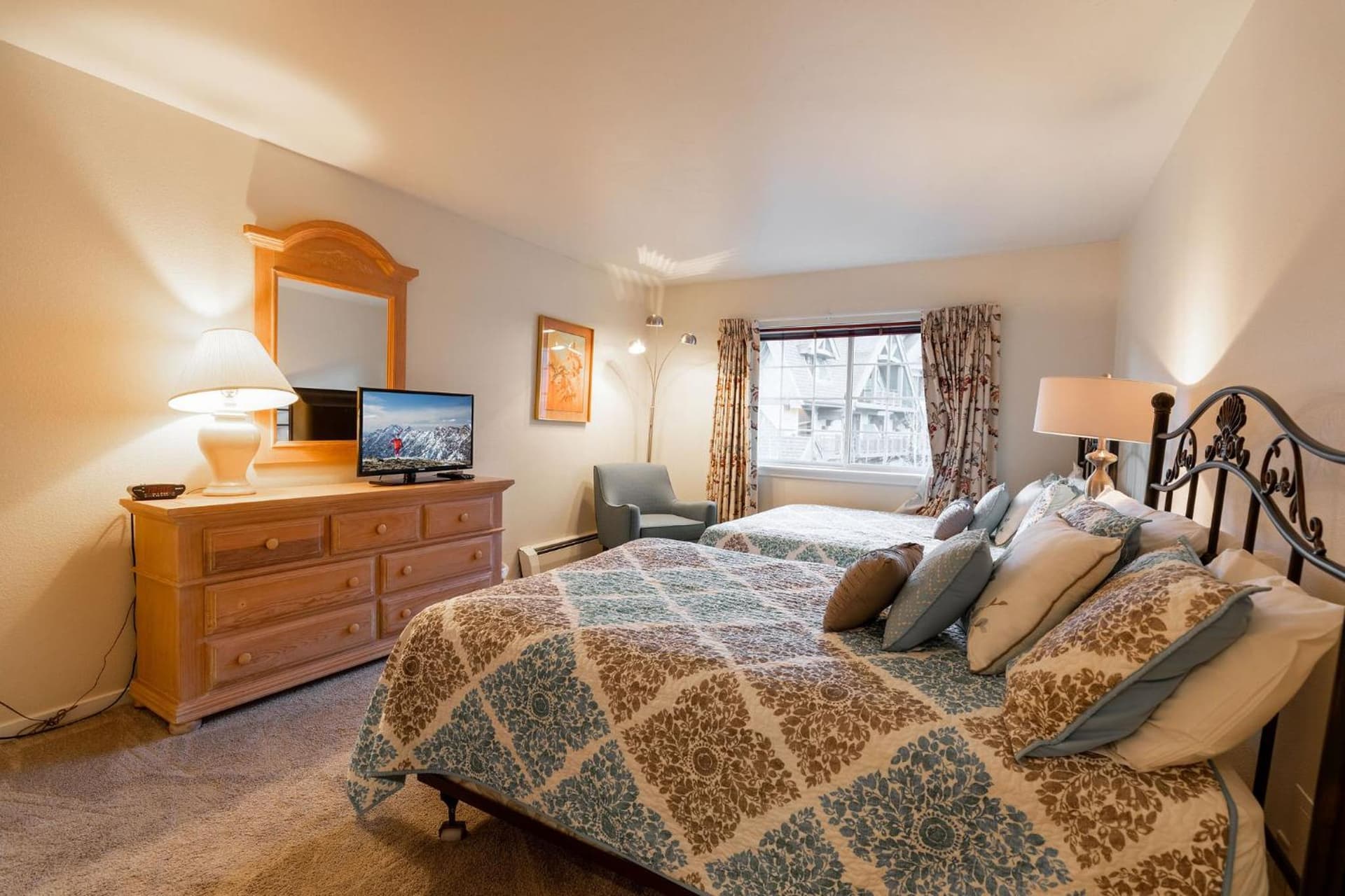 9 Vail Road Vail Village 2 to 4 Bedrooms by Vail Realty