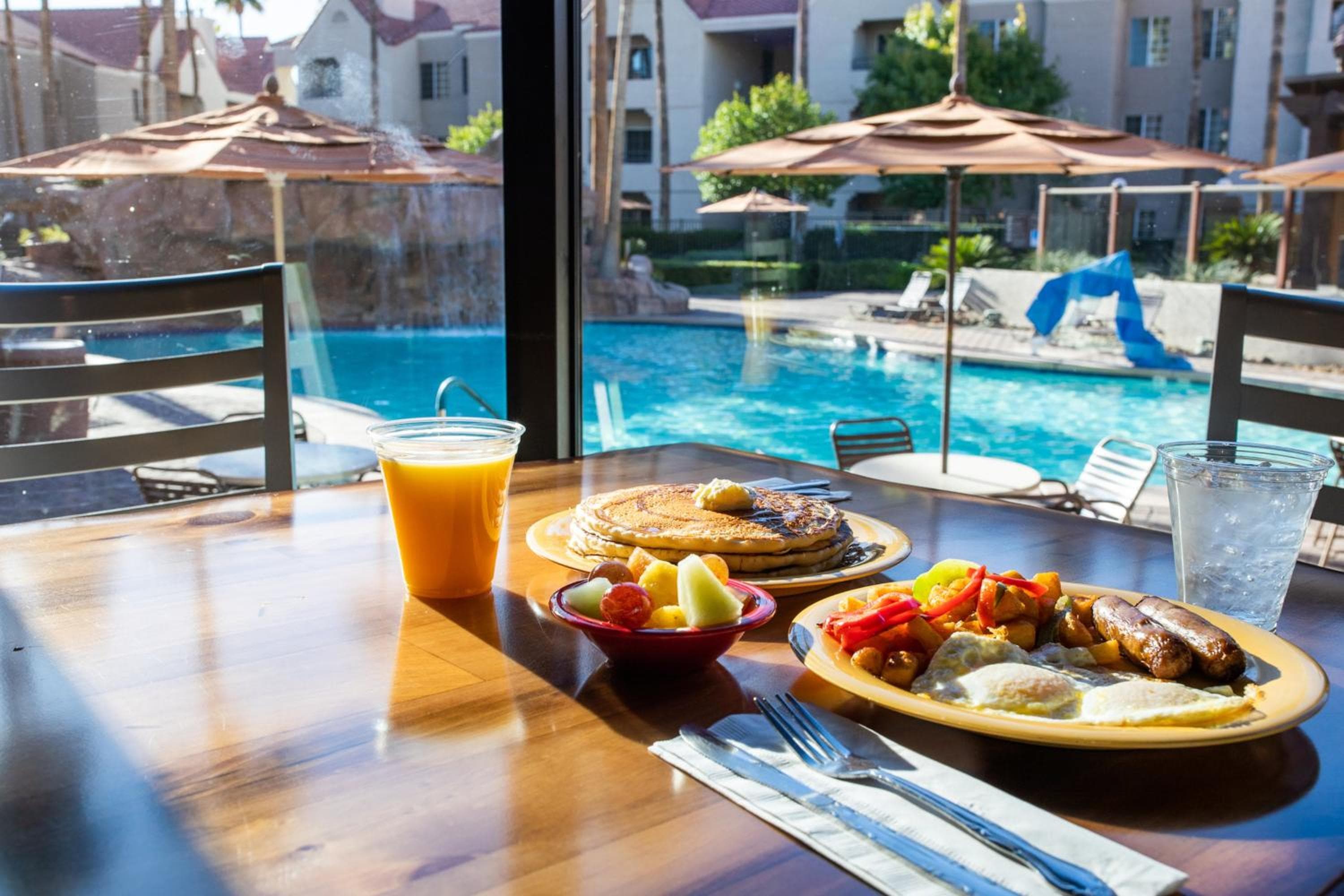 Holiday Inn Club Vacations at Desert Club Resort