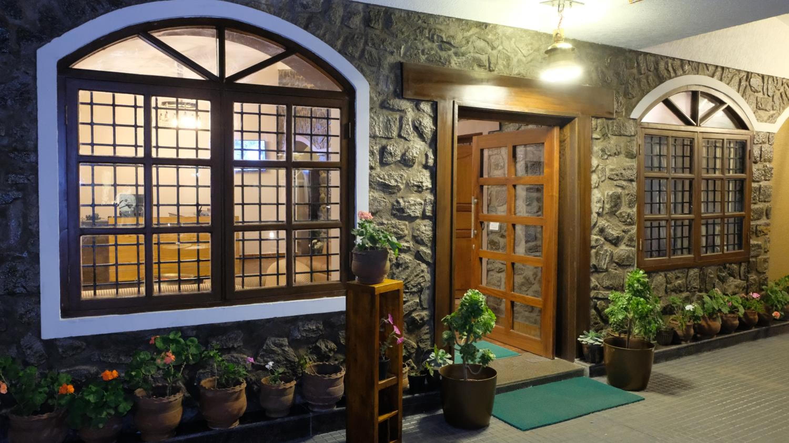 Western Valley Home stay