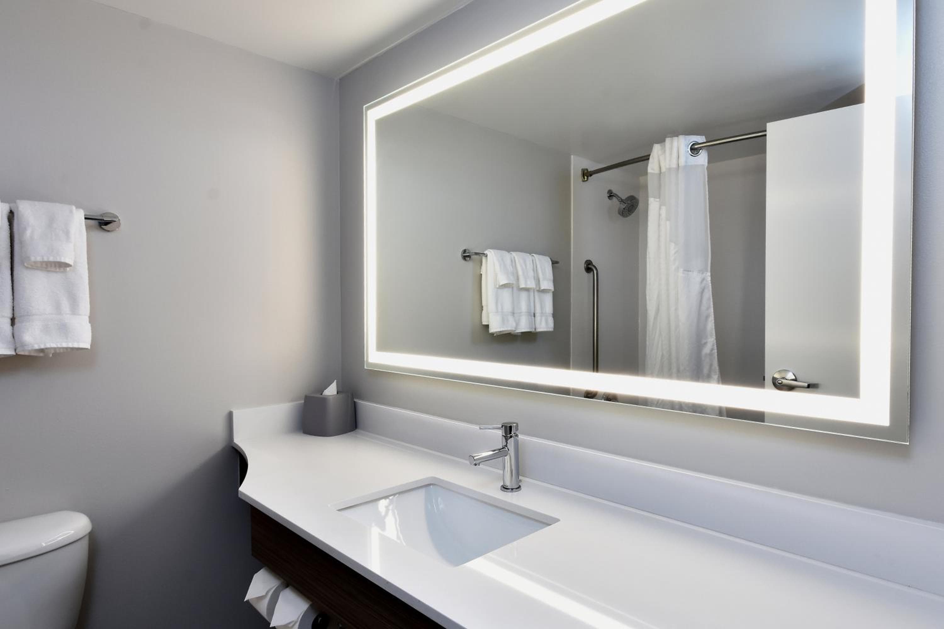 Holiday Inn Express Richmond I-64 Short Pump Area by IHG