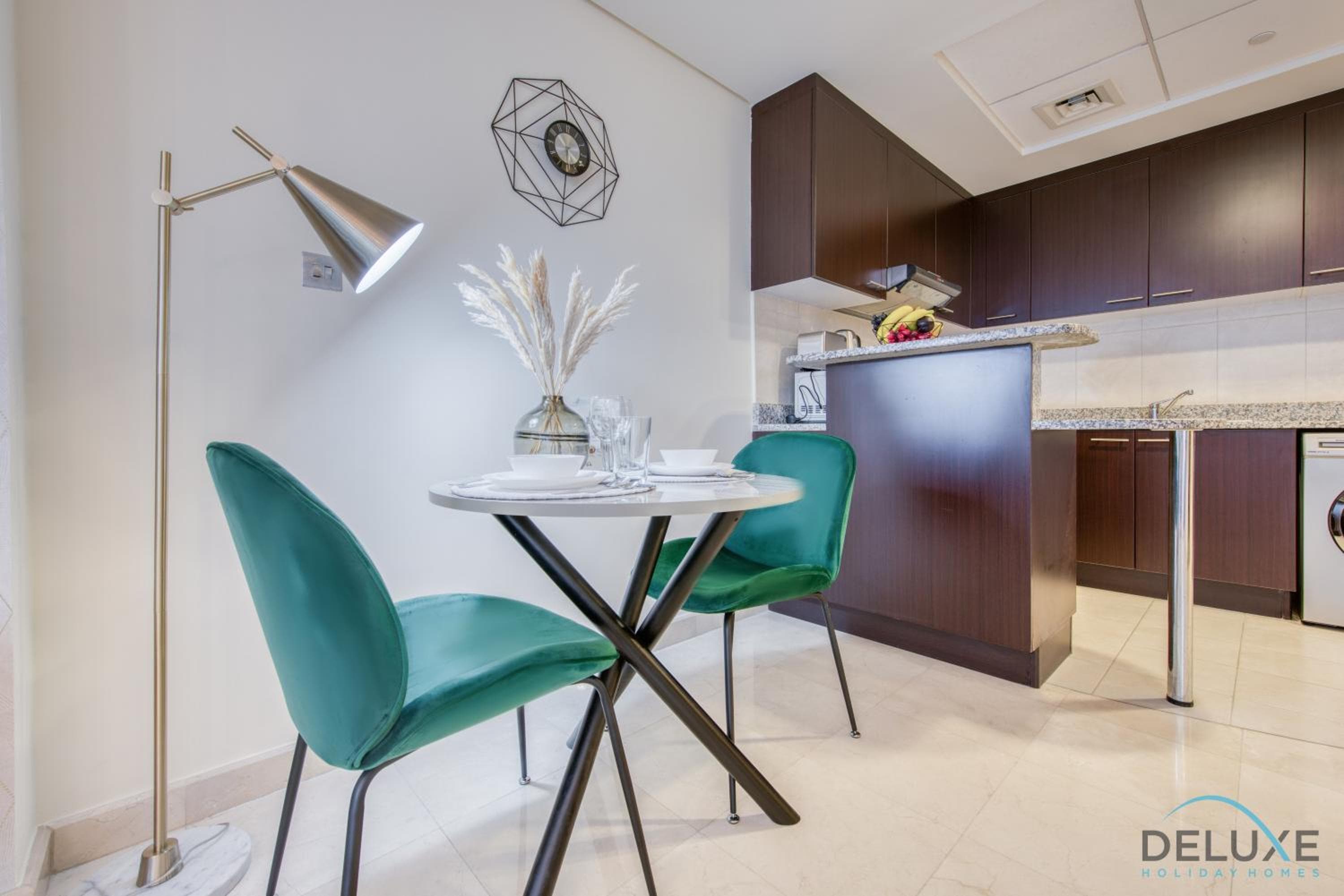 Sleek Studio at Sky Gardens DIFC by Deluxe Holiday Homes