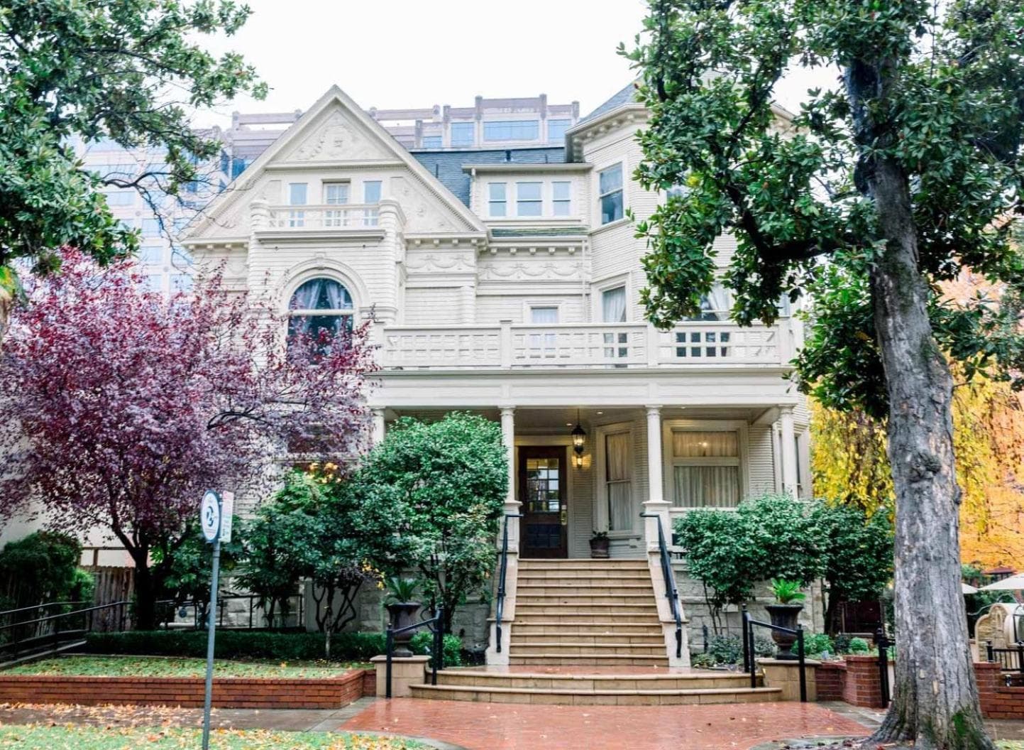 The Sterling Hotel