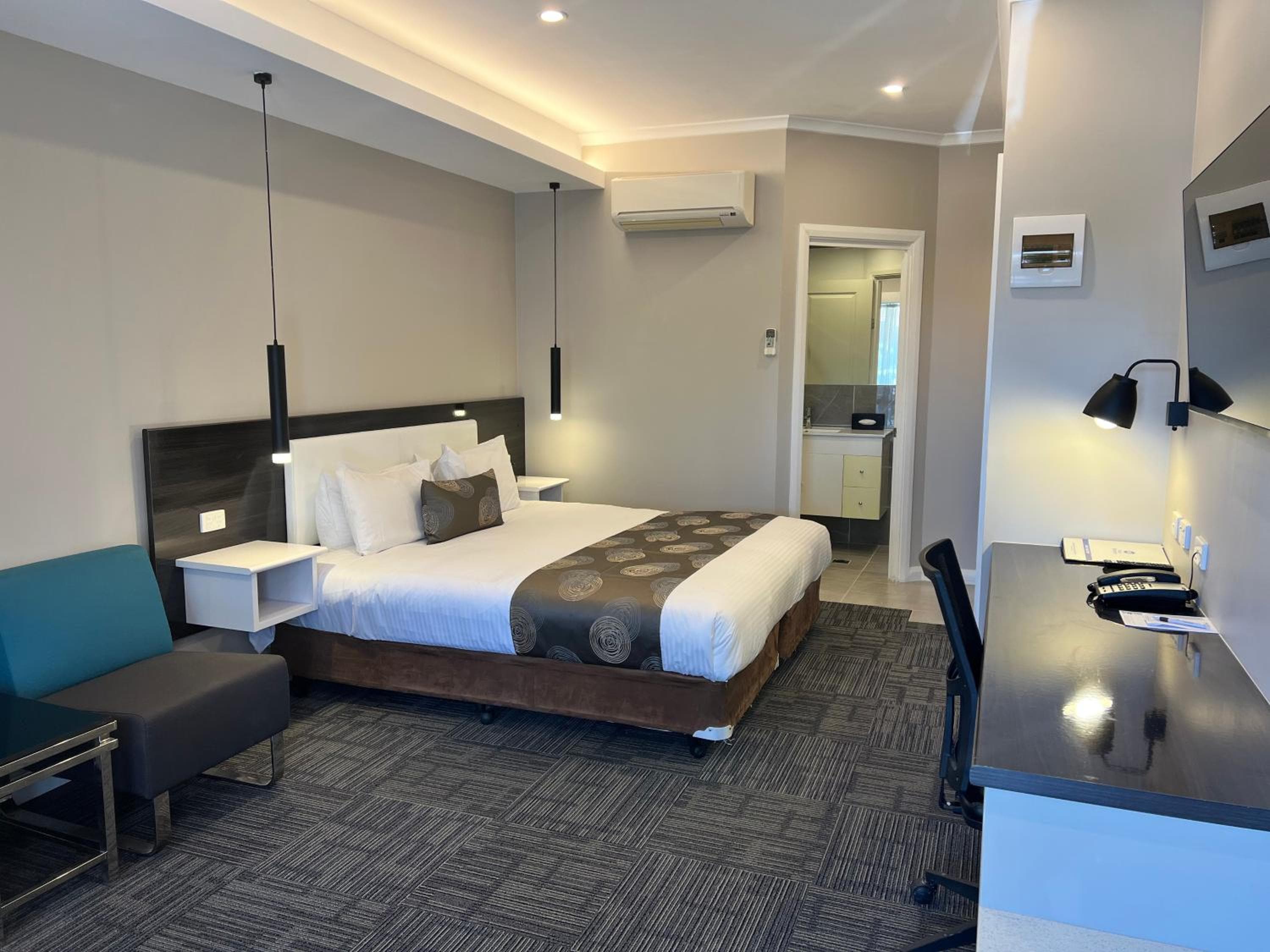 hotel room