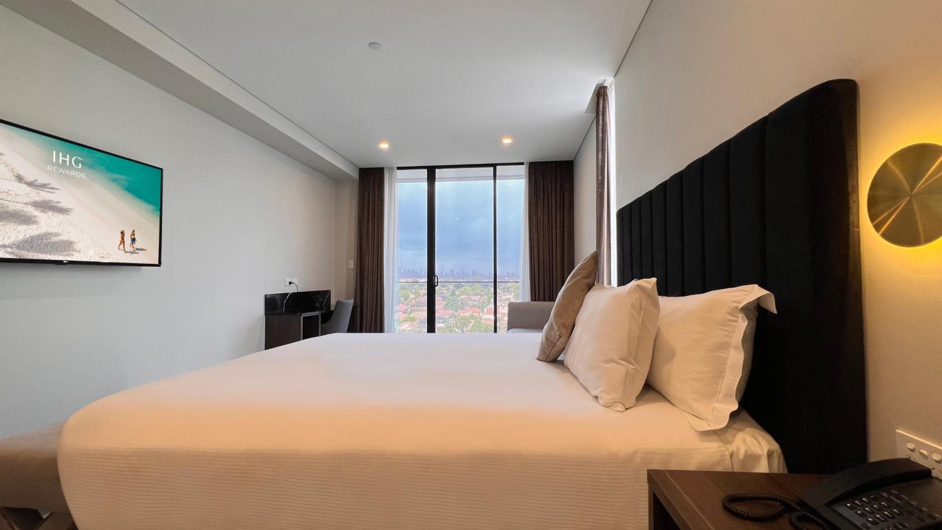Crowne Plaza Sydney Burwood by IHG