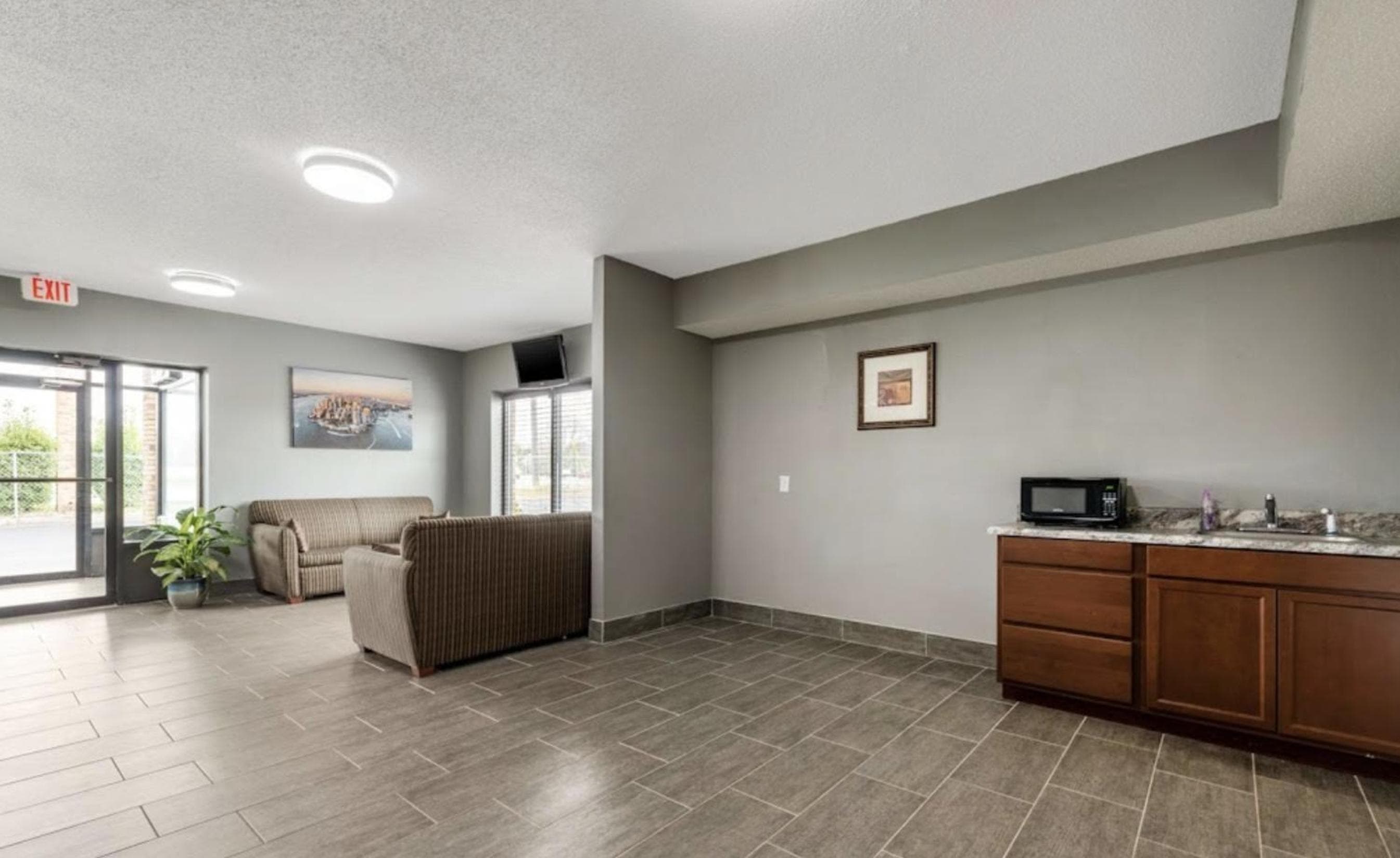 Southern Inn and Suites