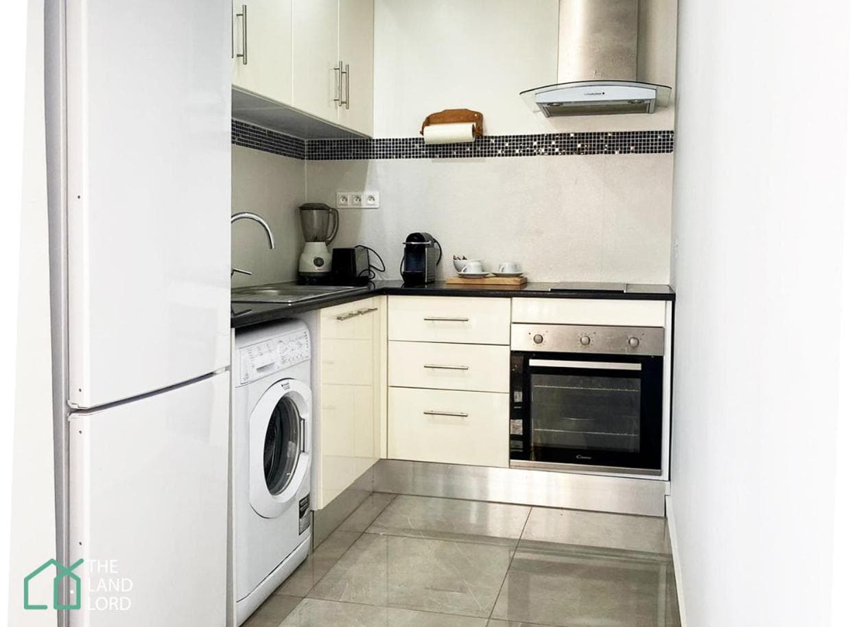 Le Safran - apt renove, spacieux et central a Marsa