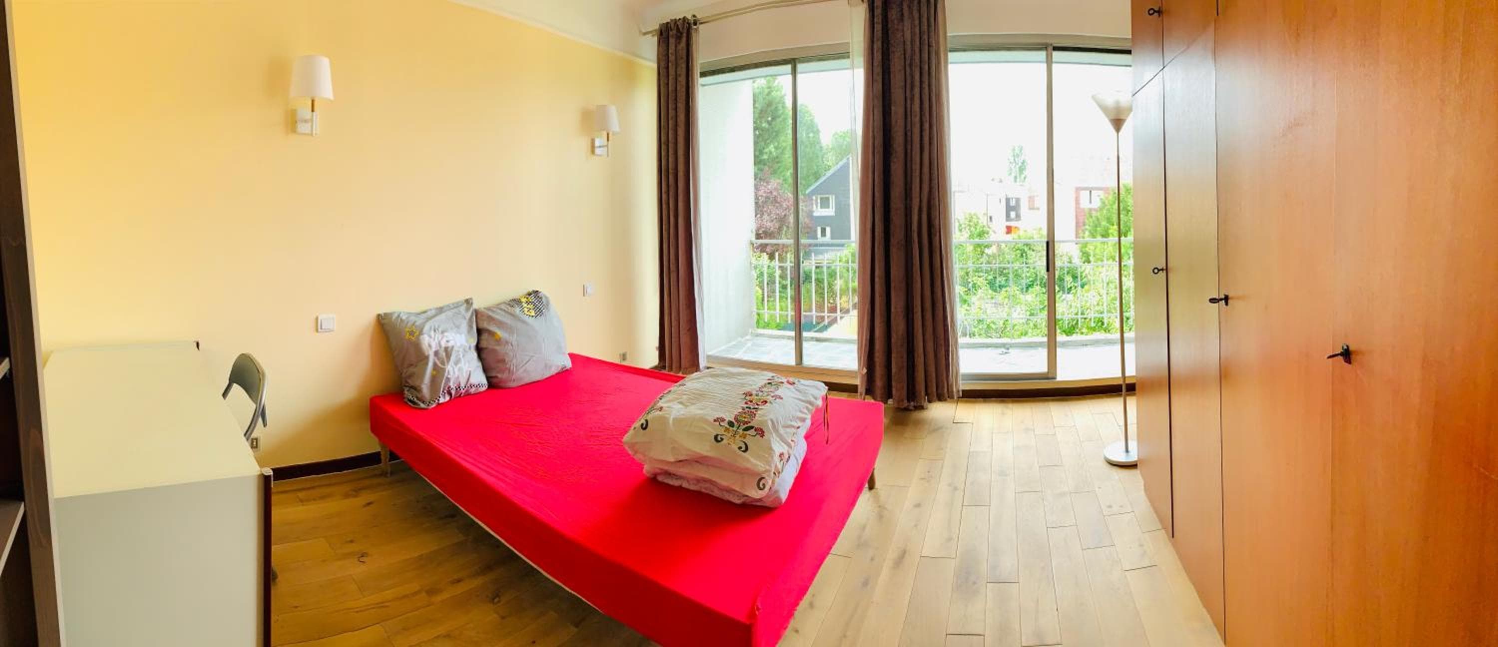 Confortable-House