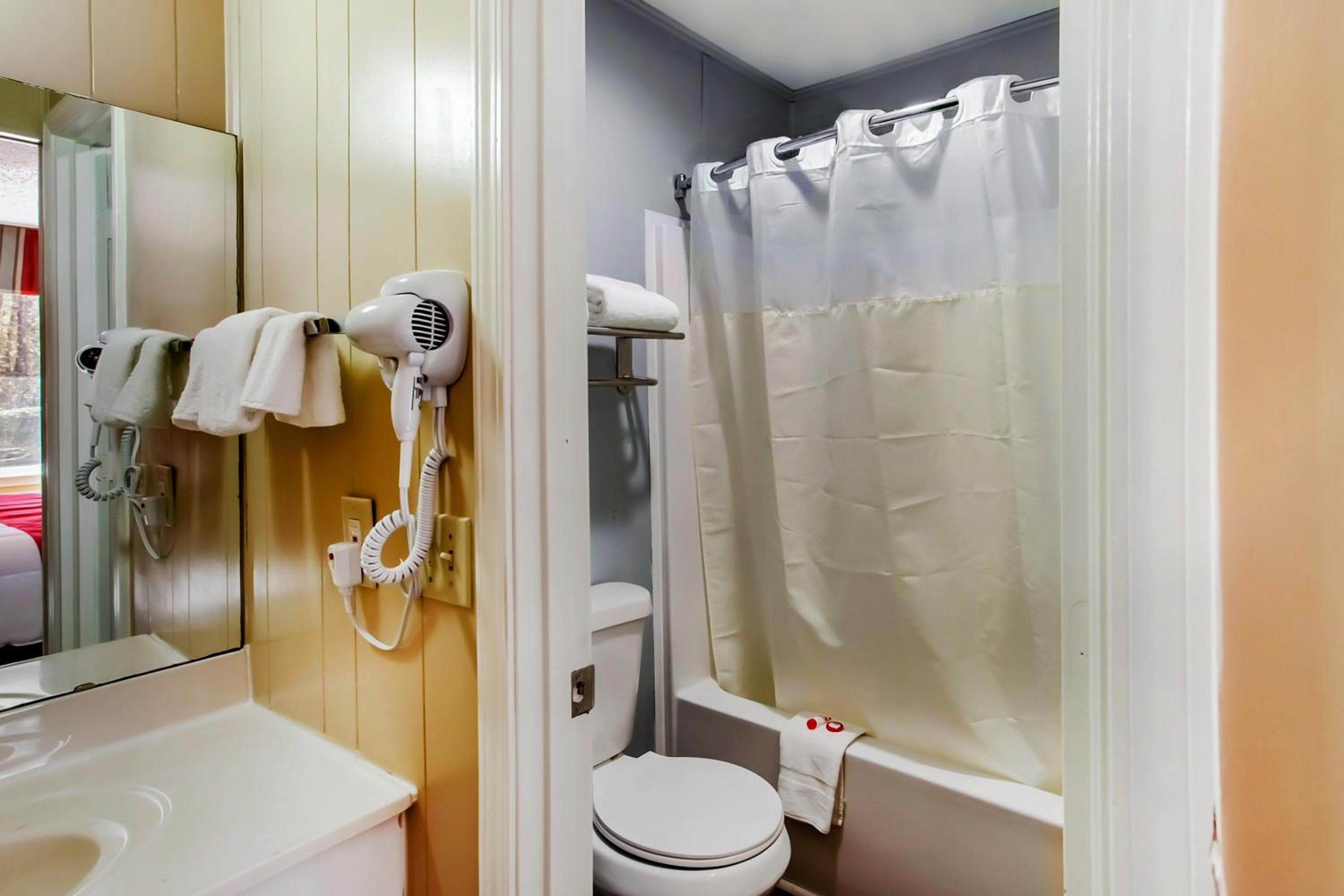 OYO Hotel Ridgeland East