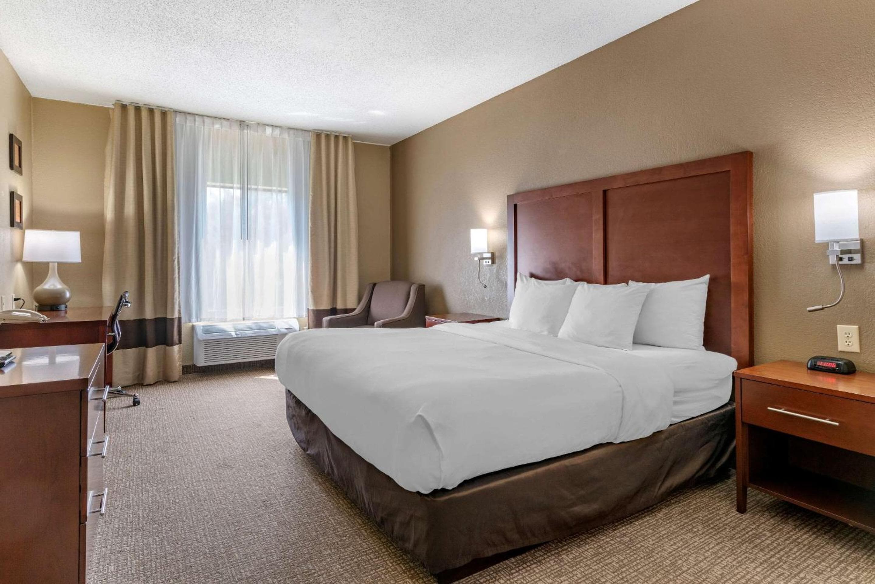 Comfort Inn & Suites St Louis-O'Fallon