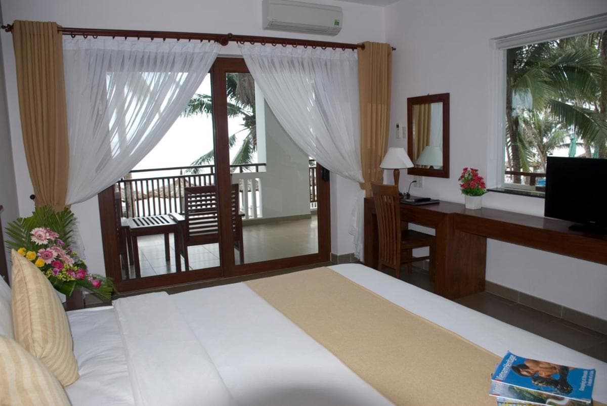 Canary Beach Resort
