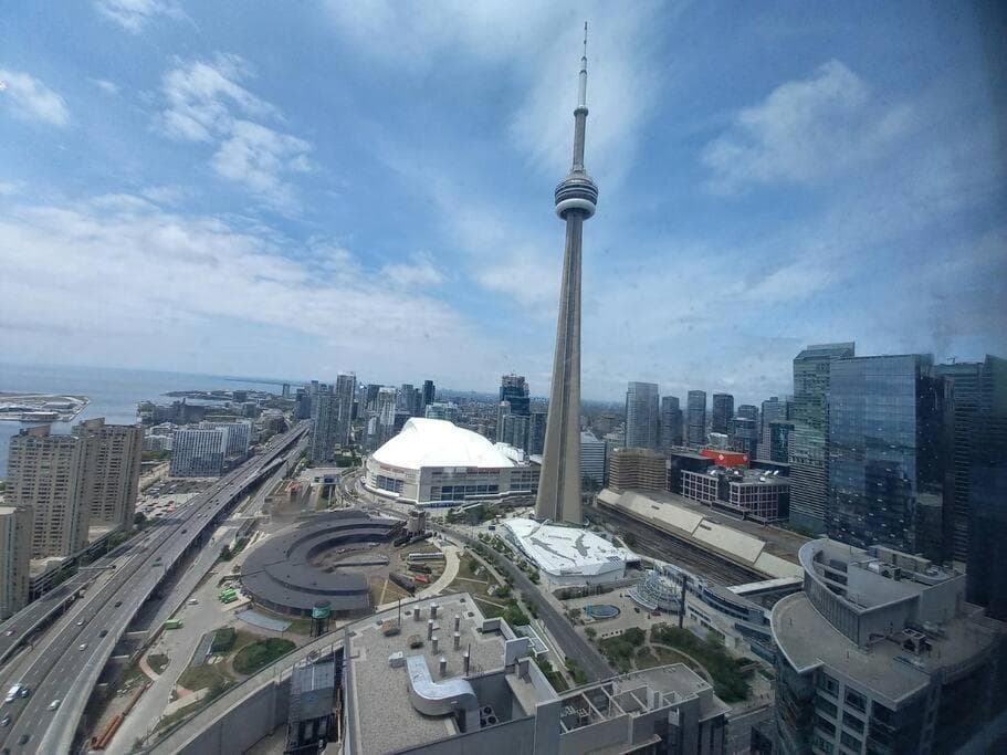 Magnificient View next CN Tower/Rogers/Union/MTCC