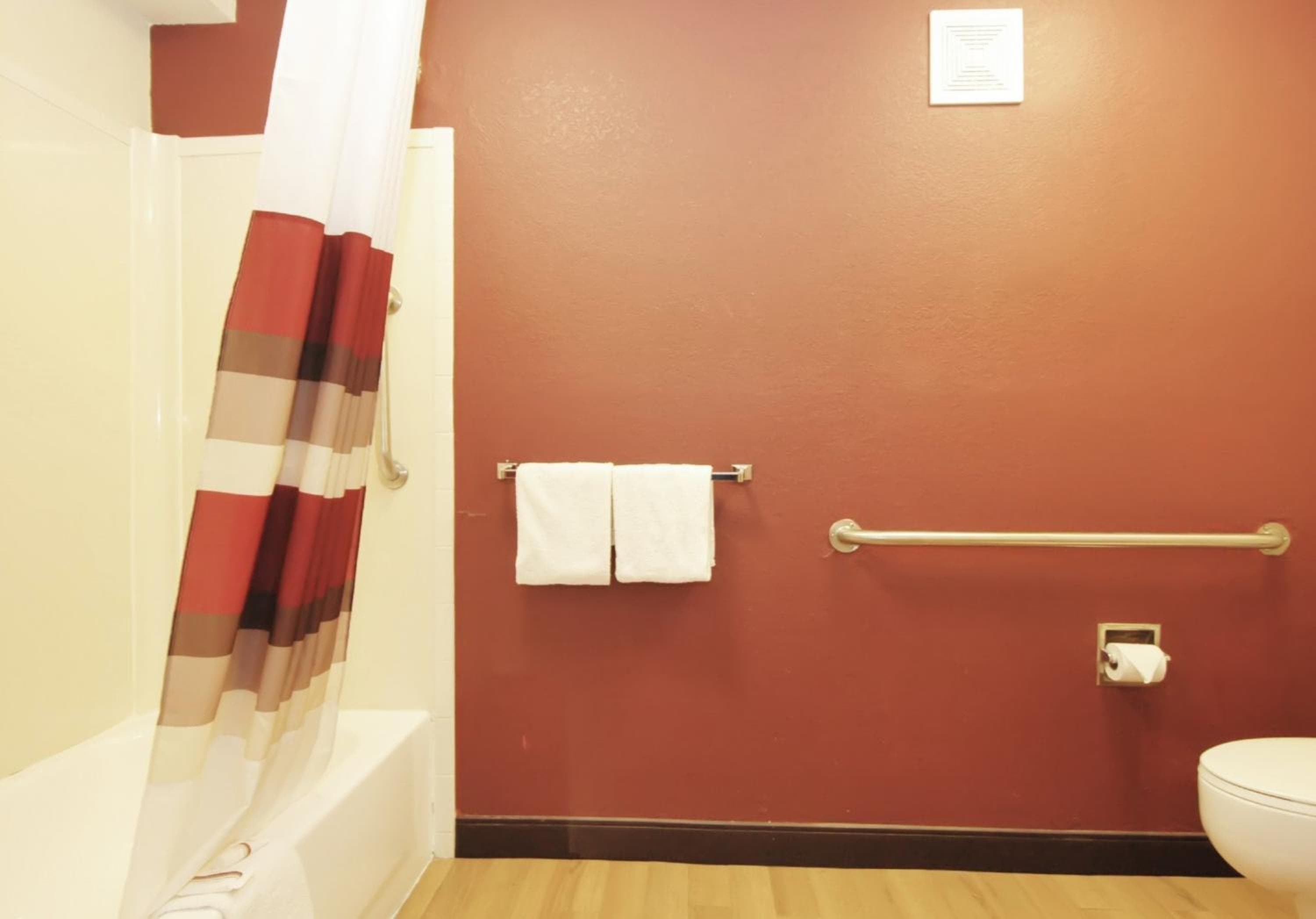 Red Roof Inn PLUS Chicago - Hoffman Estates