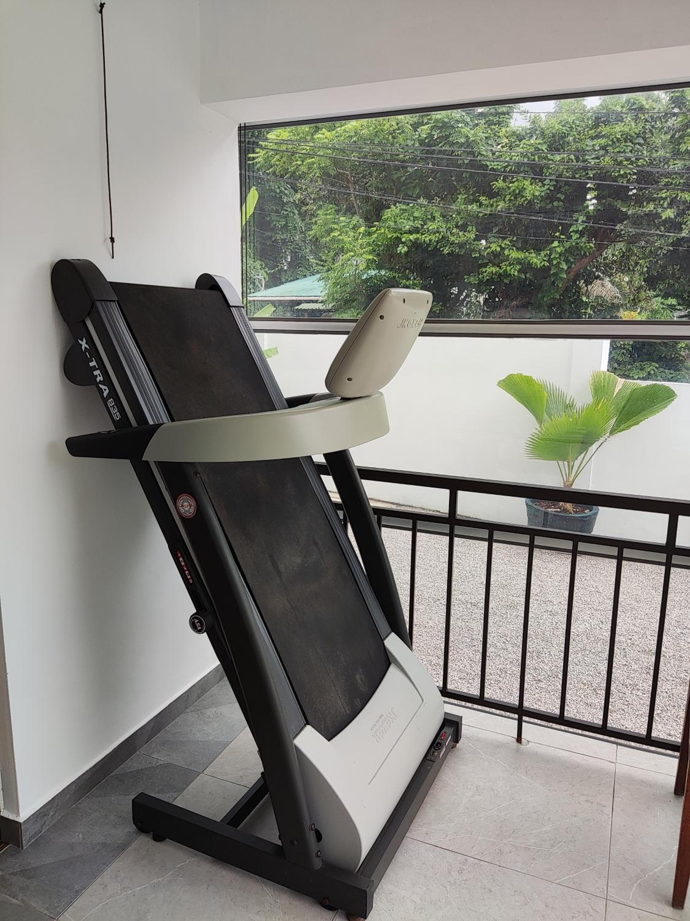 2-Bed Apt Sleeps 4 near Beau Vallon Beach